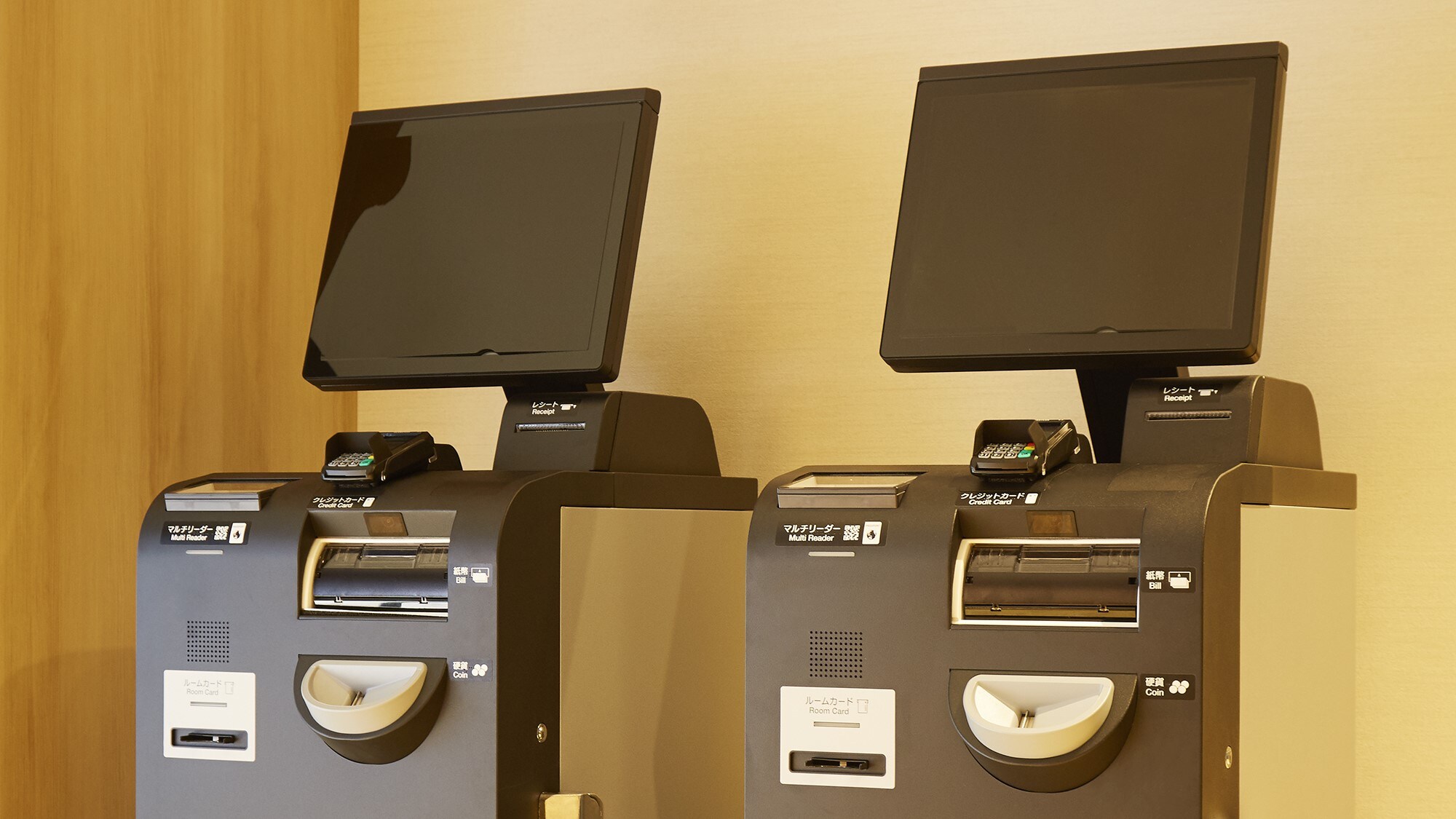 Ada juga mesin check-in otomatis