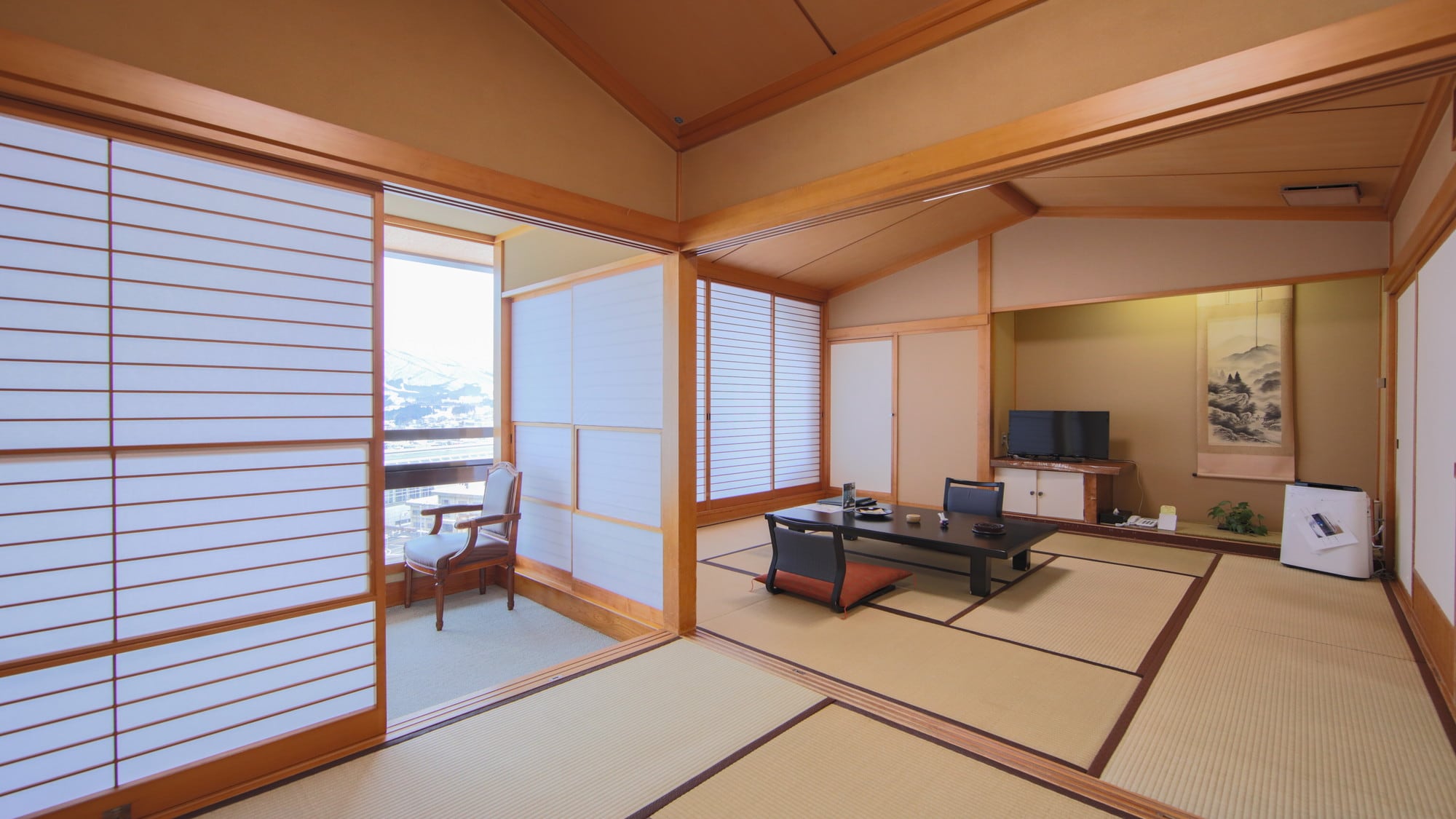[Non-smoking ☆ Two Japanese-style rooms] Japanese-style room 10 tatami mats + next room 6 tatami mats
