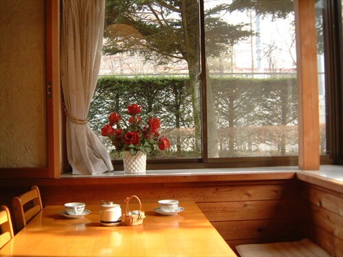 Dining 2