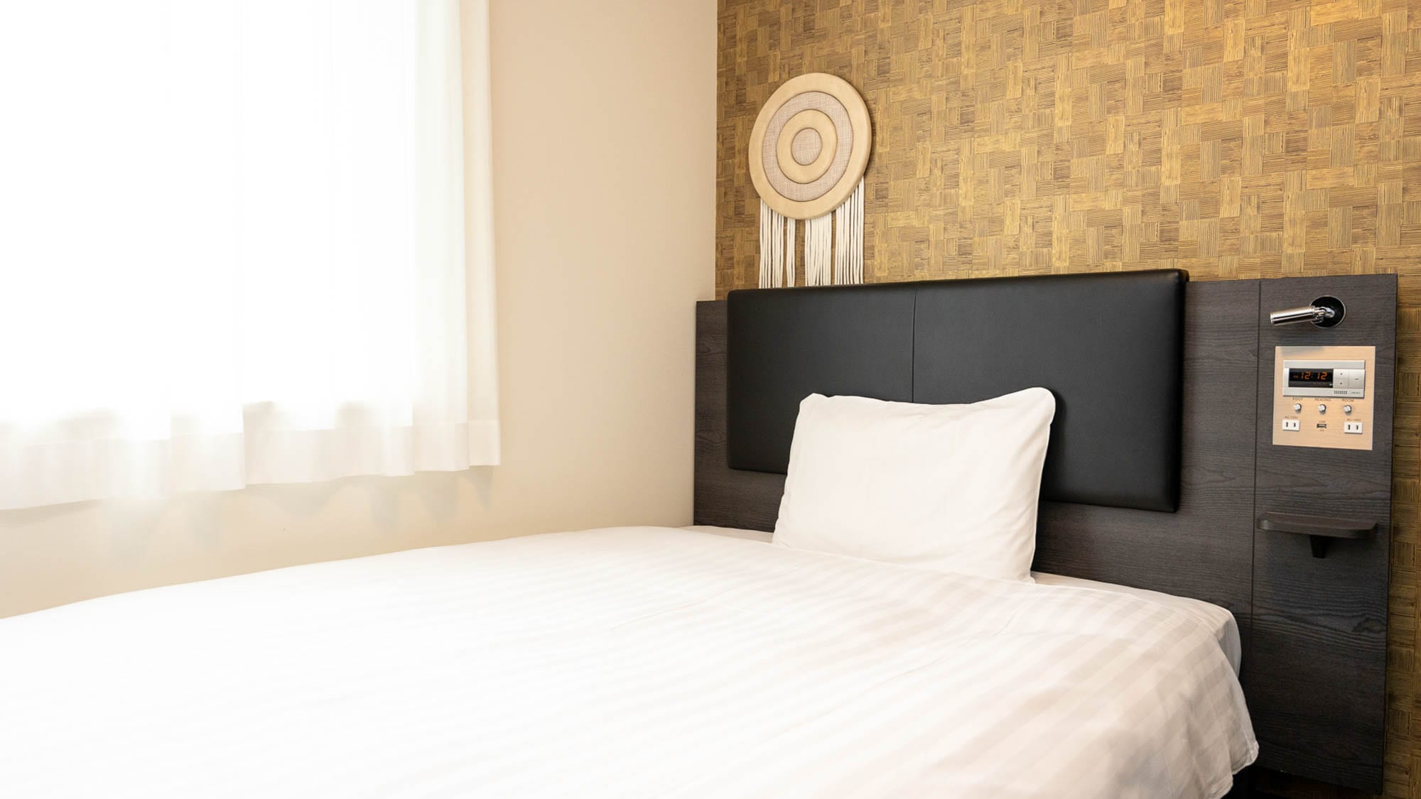 [Double Standard] Example of a guest room
