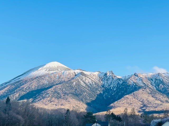 이와테산