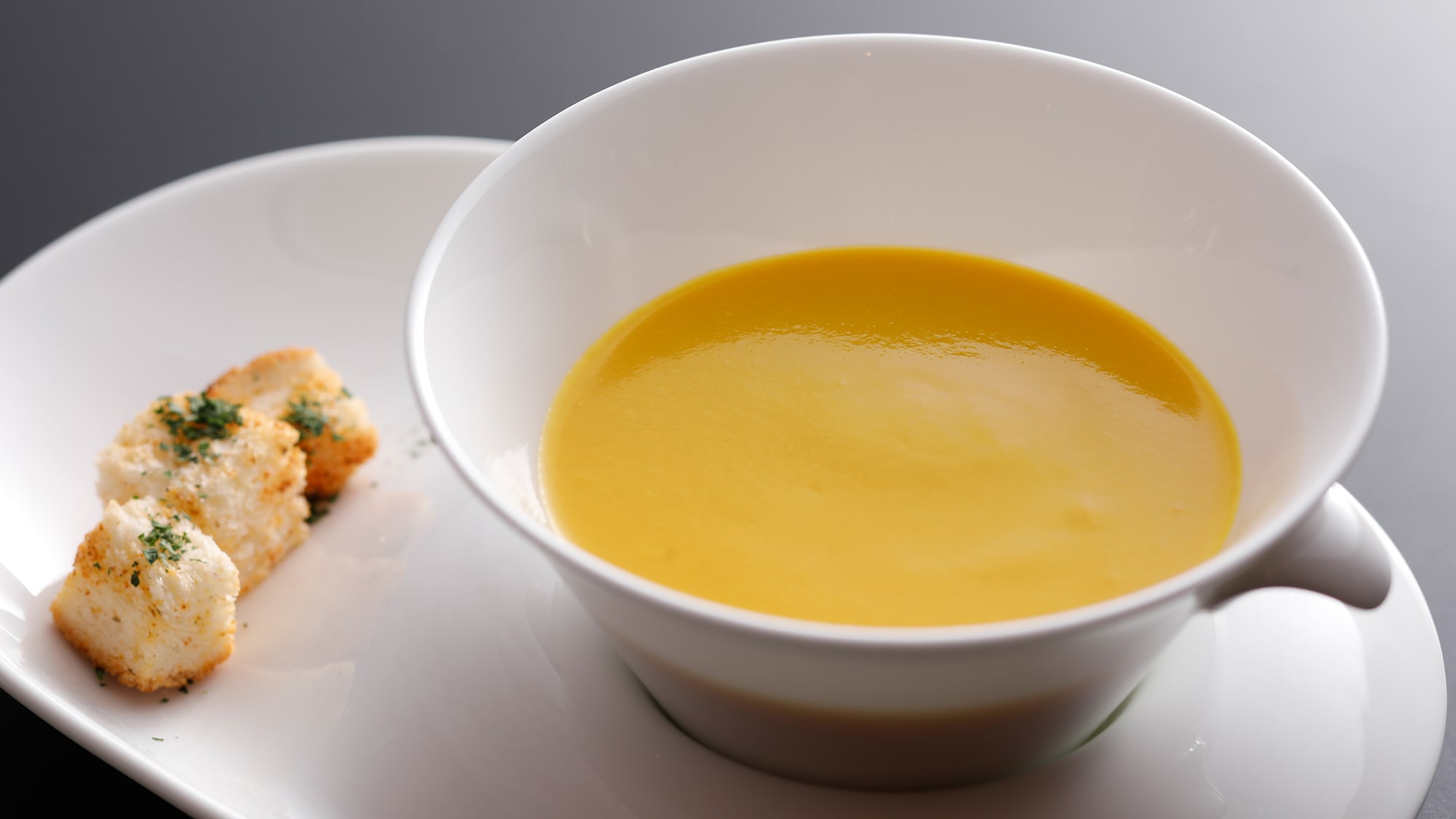 Breakfast_vegetable soup 2000x1125
