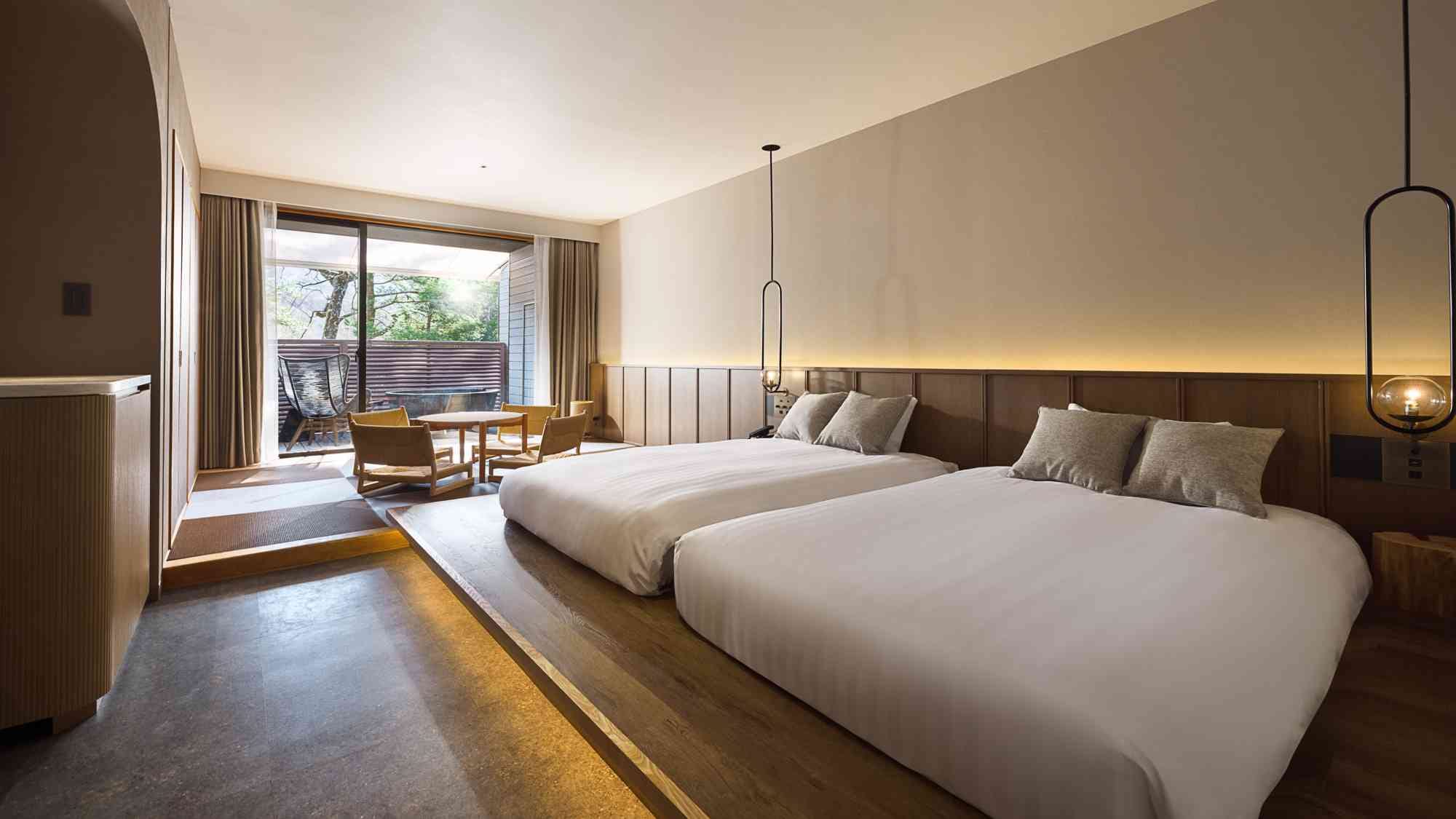 [Deluxe Japanese-Western Room/Open-air hot spring bath] Guest room