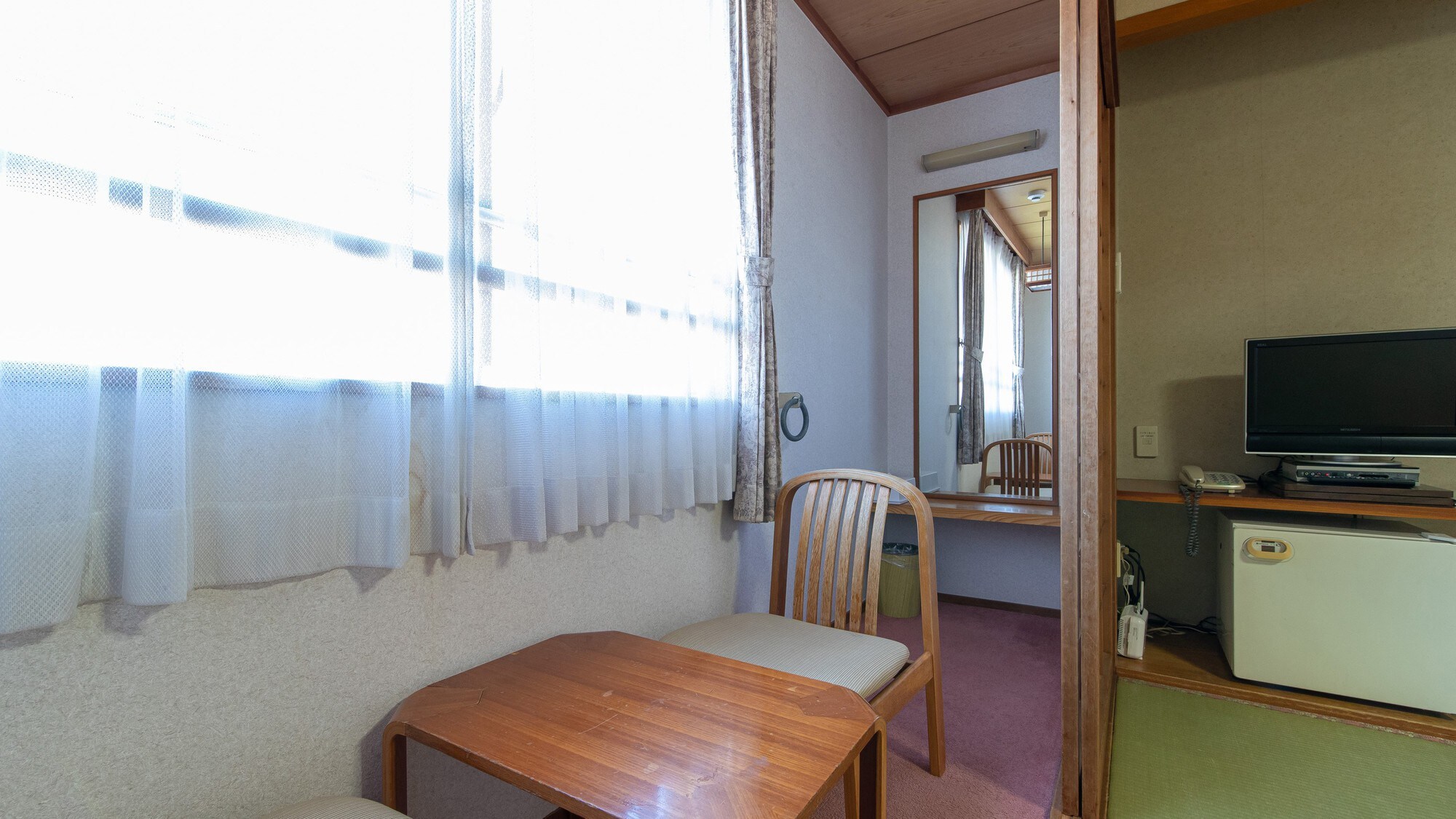 [Non-smoking] Japanese-style room for 1-4 people
