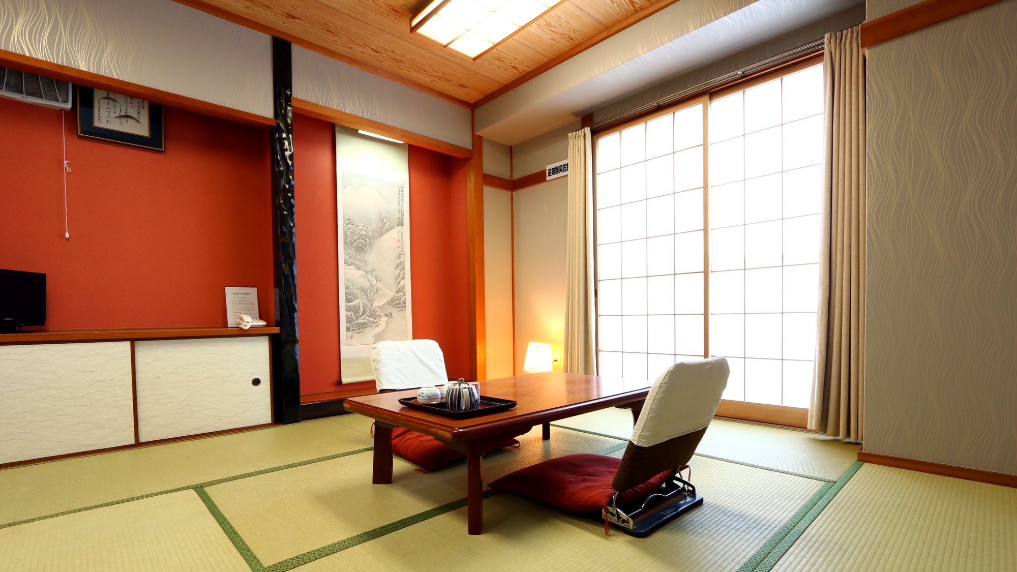 8 tatami mat Japanese-style room with bath and toilet