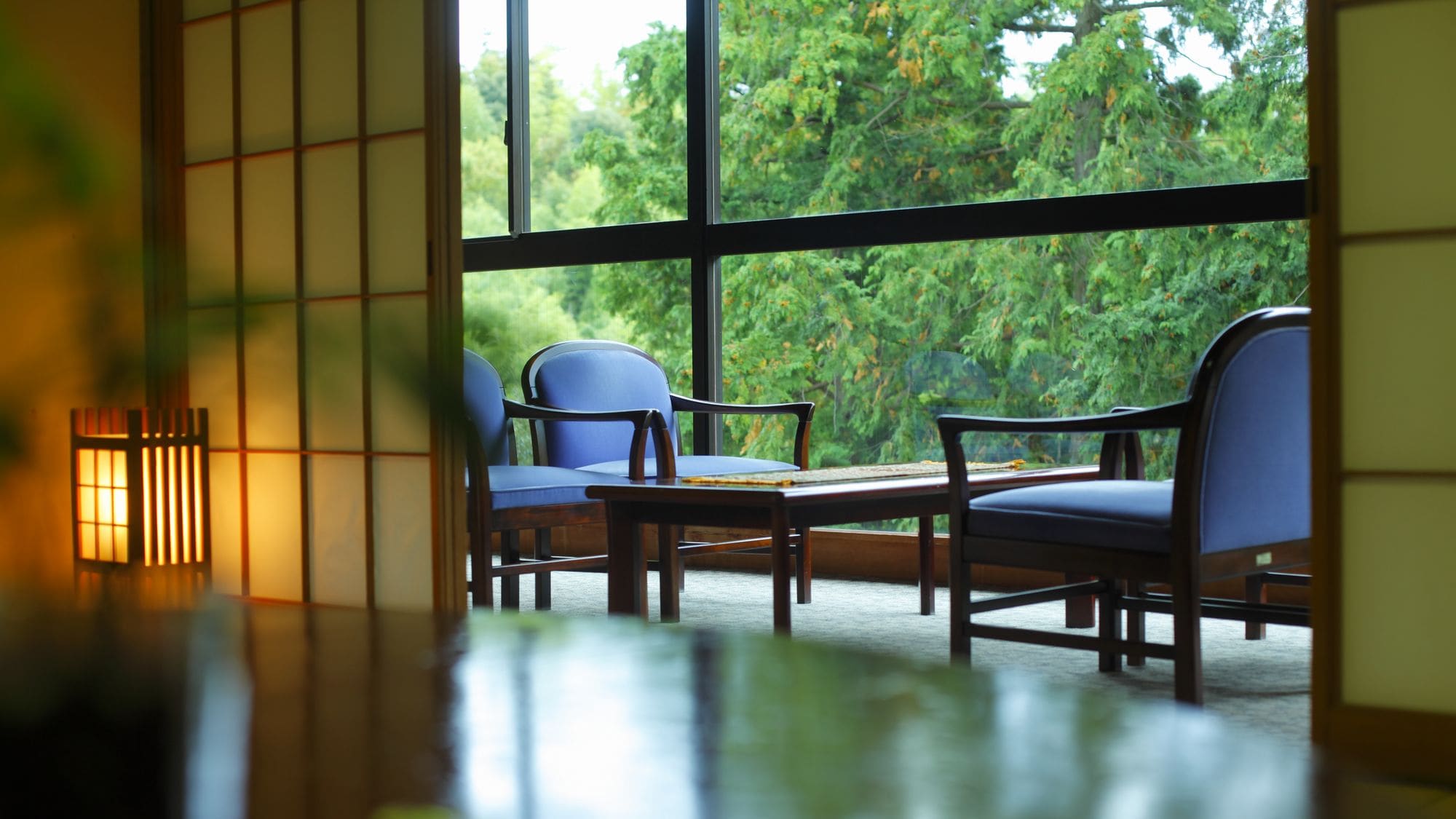 [Phòng kiểu Nhật Midori no Ridge] Hình ảnh căn phòng sườn núi có hiên rộng và bồn tắm