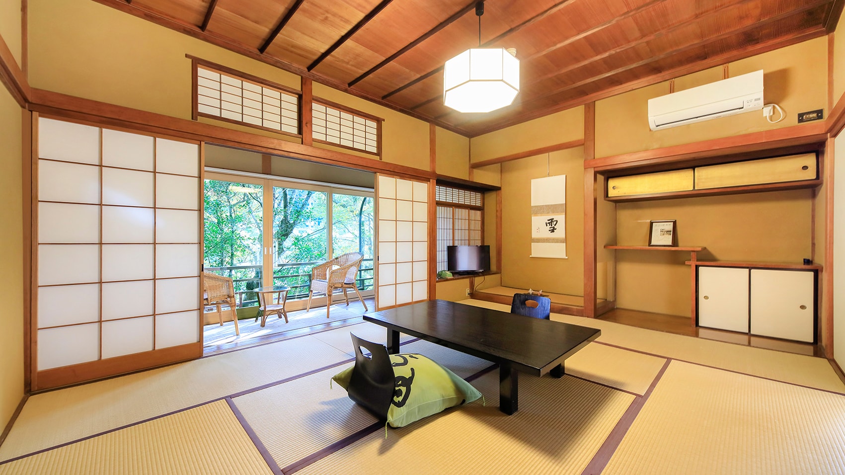Registered Cultural Property Ayame-no-Tsuru Standard Guest Room/A guest room favored by the first Nakamura Kichiemon (example)