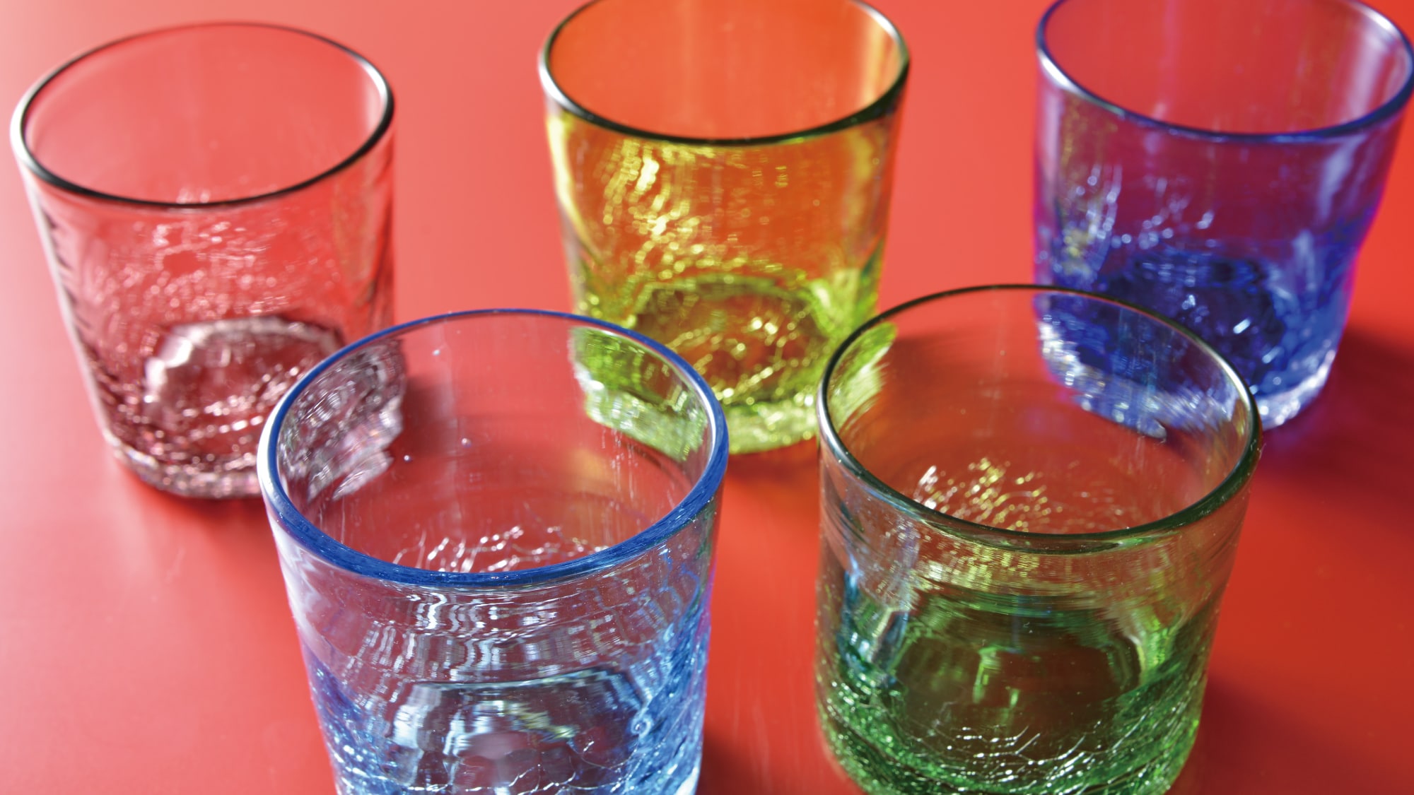 Ryukyu glass is also available for the tea set in the guest room!