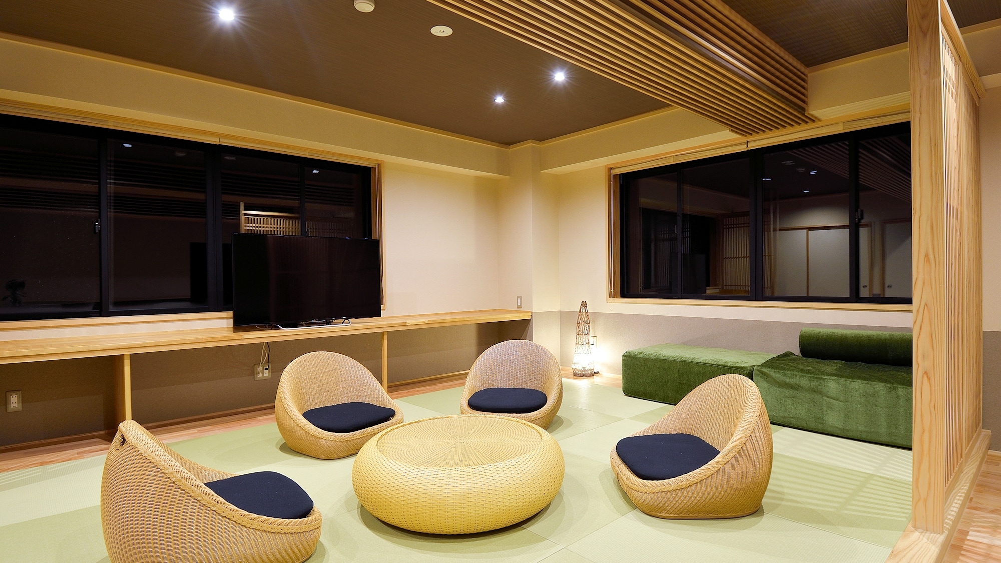 Annex [Deluxe Japanese-Western Room] Yuri/Sakura/Japanese-style room 12 tatami mats + twin