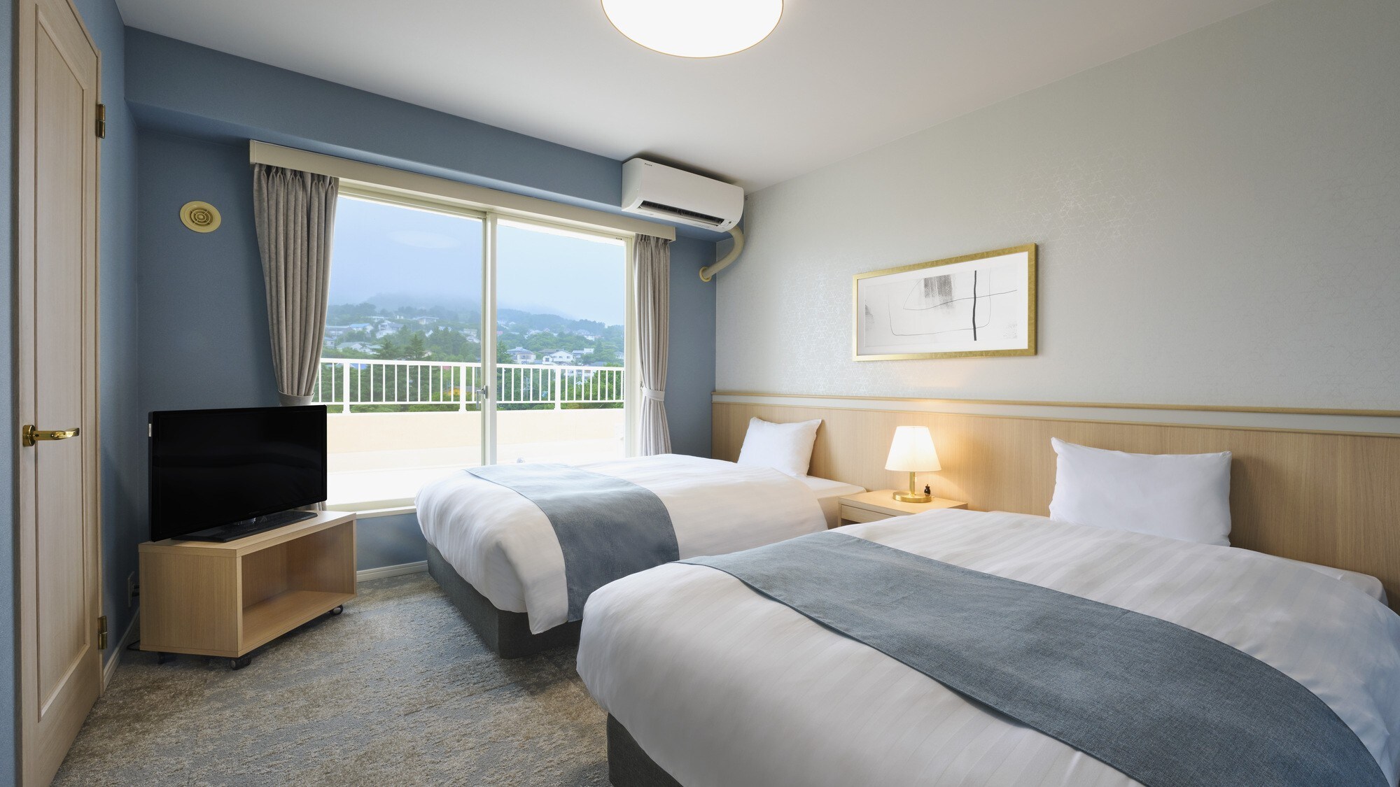 Premier Suite Bedroom 1