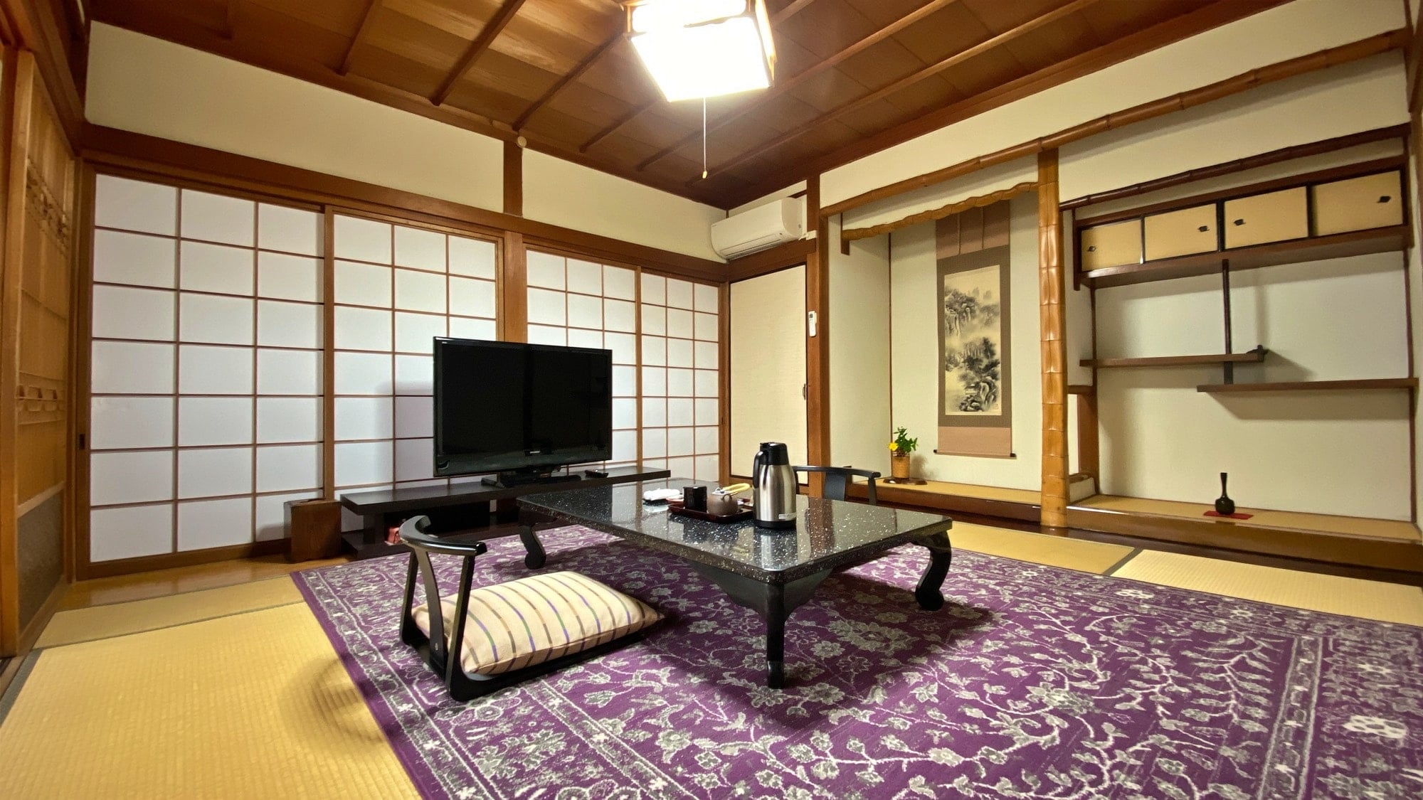 [Kyoto style/wooden house] Special room | 8 tatami mats + bedroom + massage machine