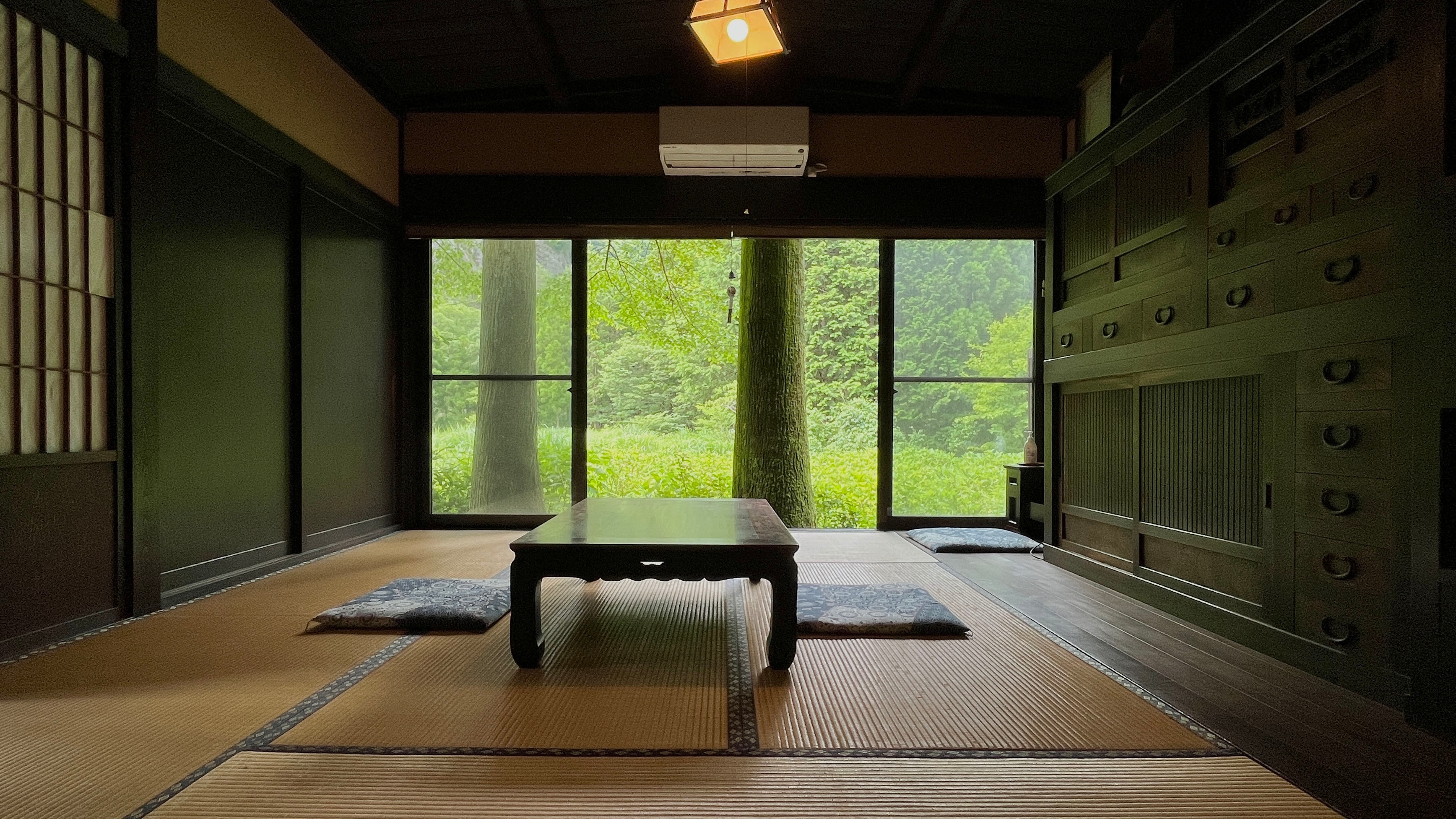 [整座建築內]