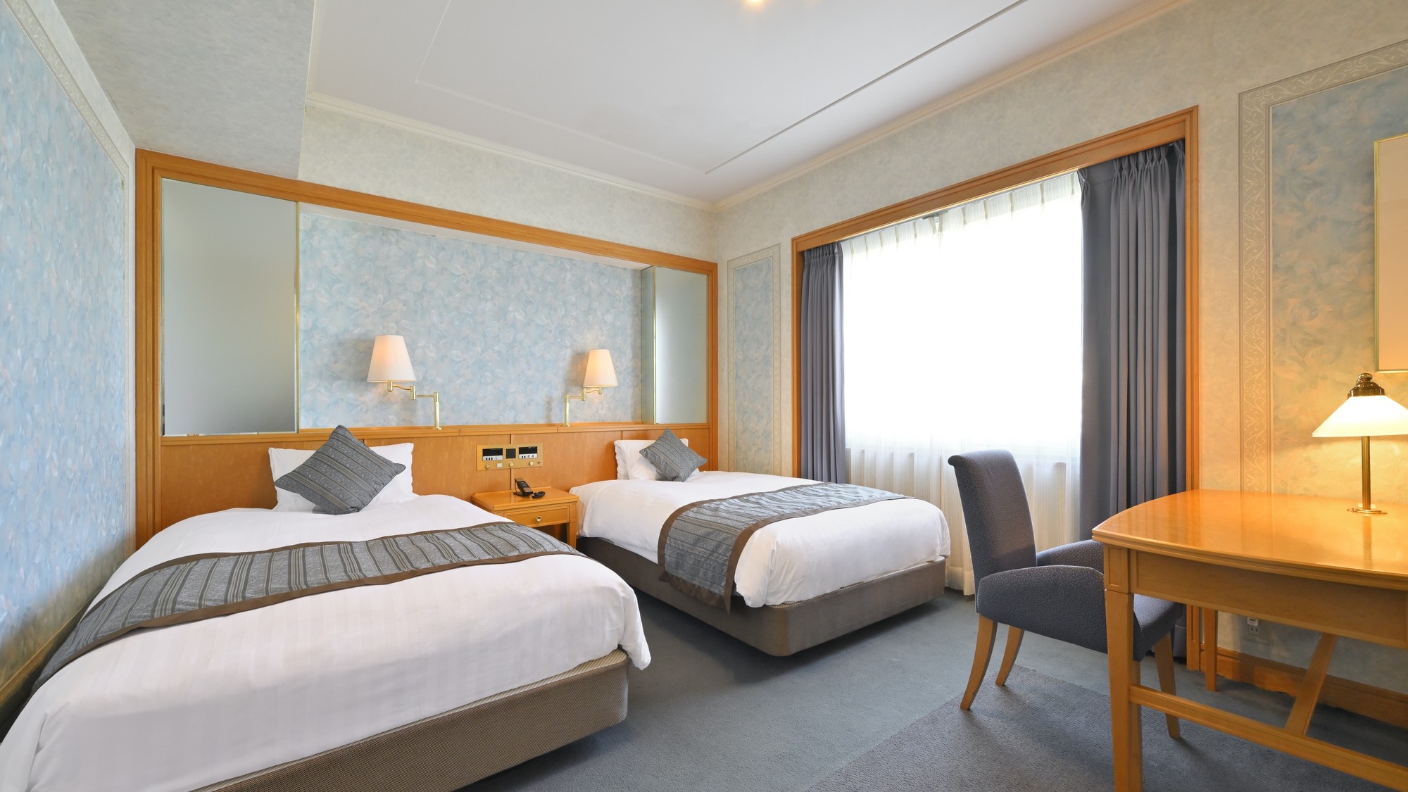 ■Main Building Junior Suite (41 square meters/bed width 120 cm)