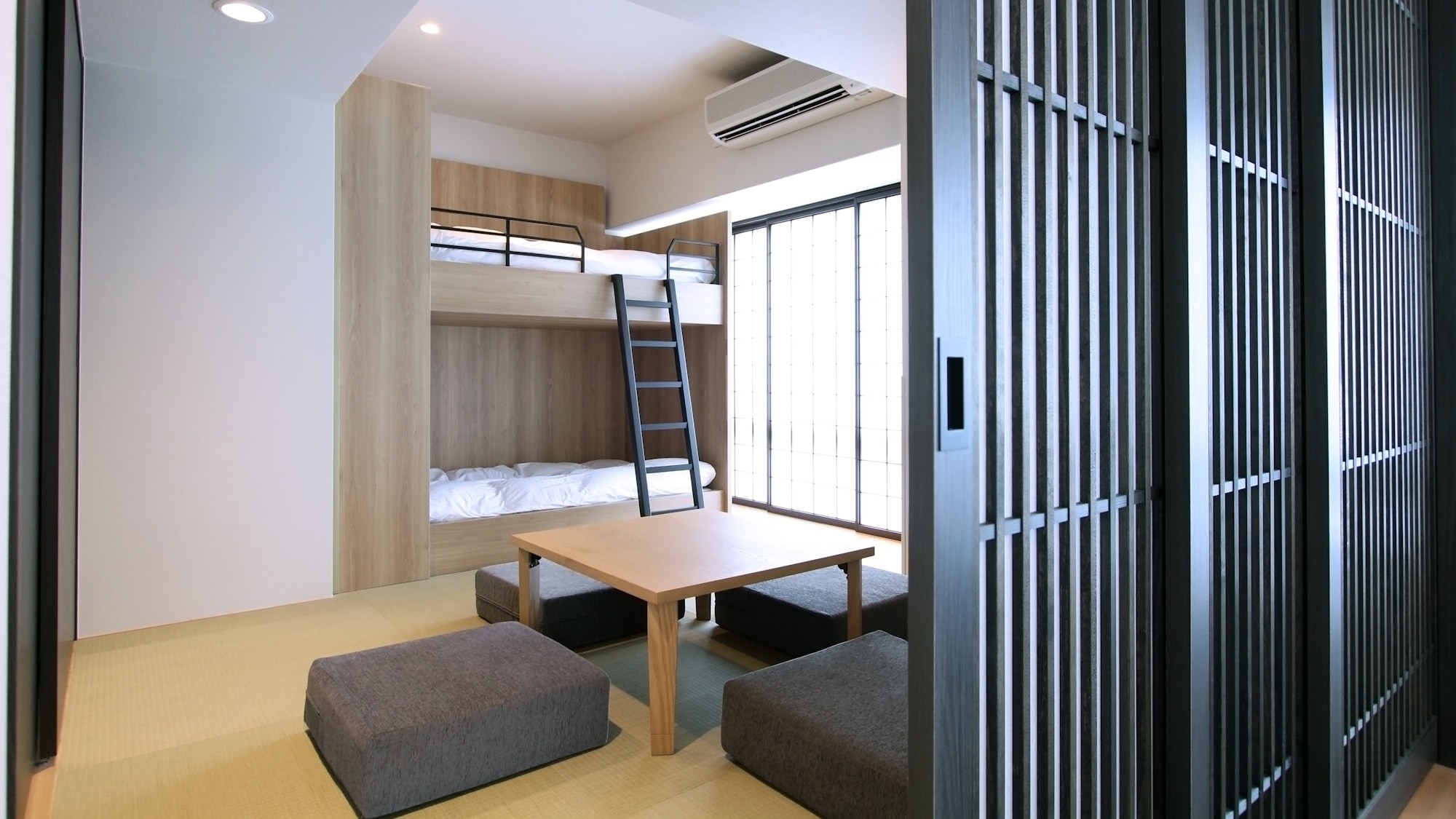 套房（日式西式客房，附雙層床）較高樓層