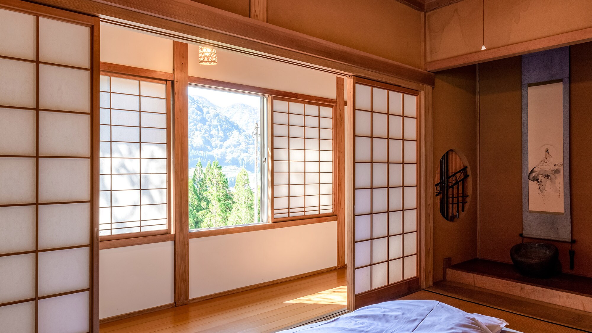 ・[Triple ala Jepang] Kamar di lantai pertama yang dapat menampung tiga orang.