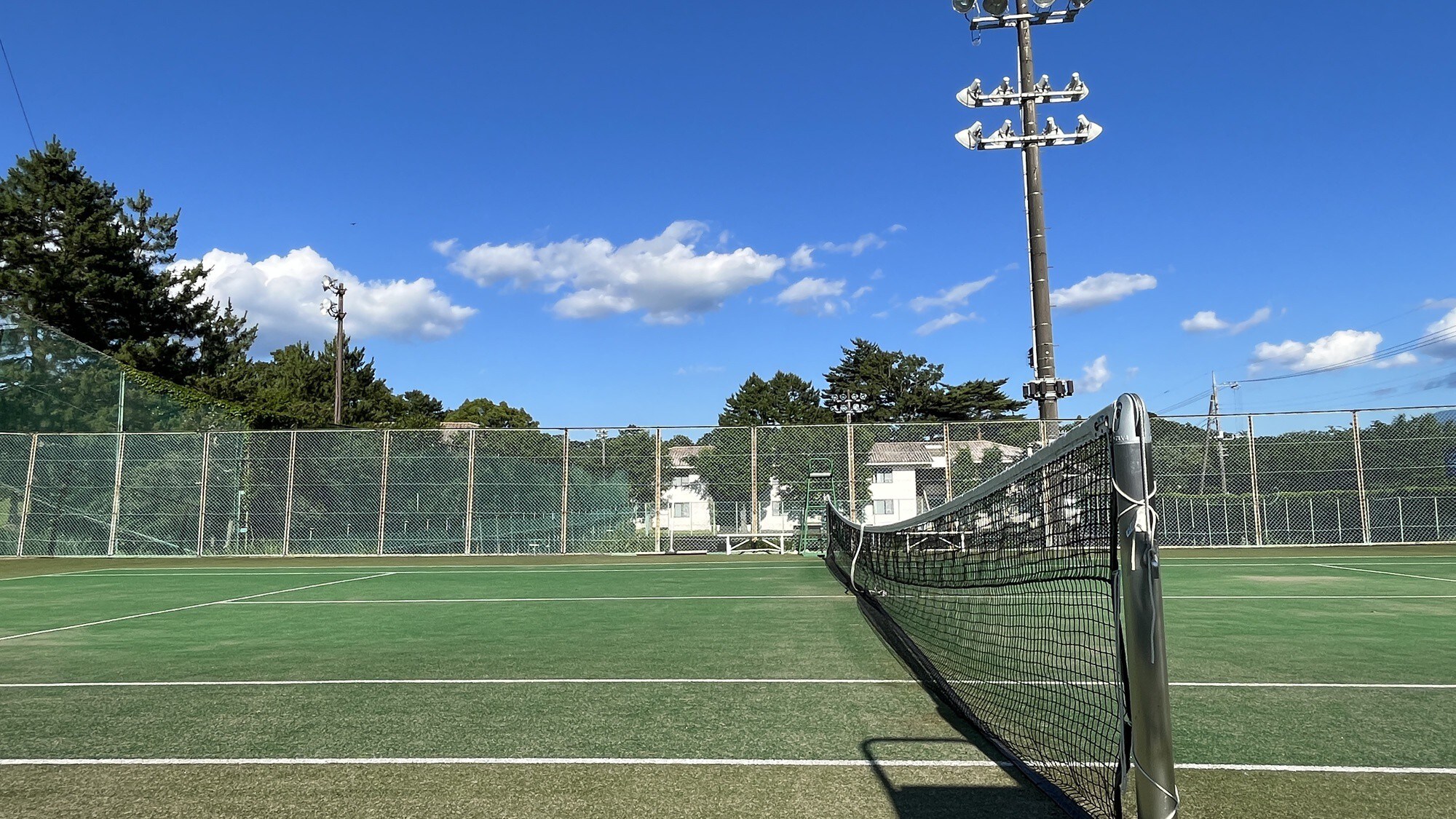 lapangan tenis