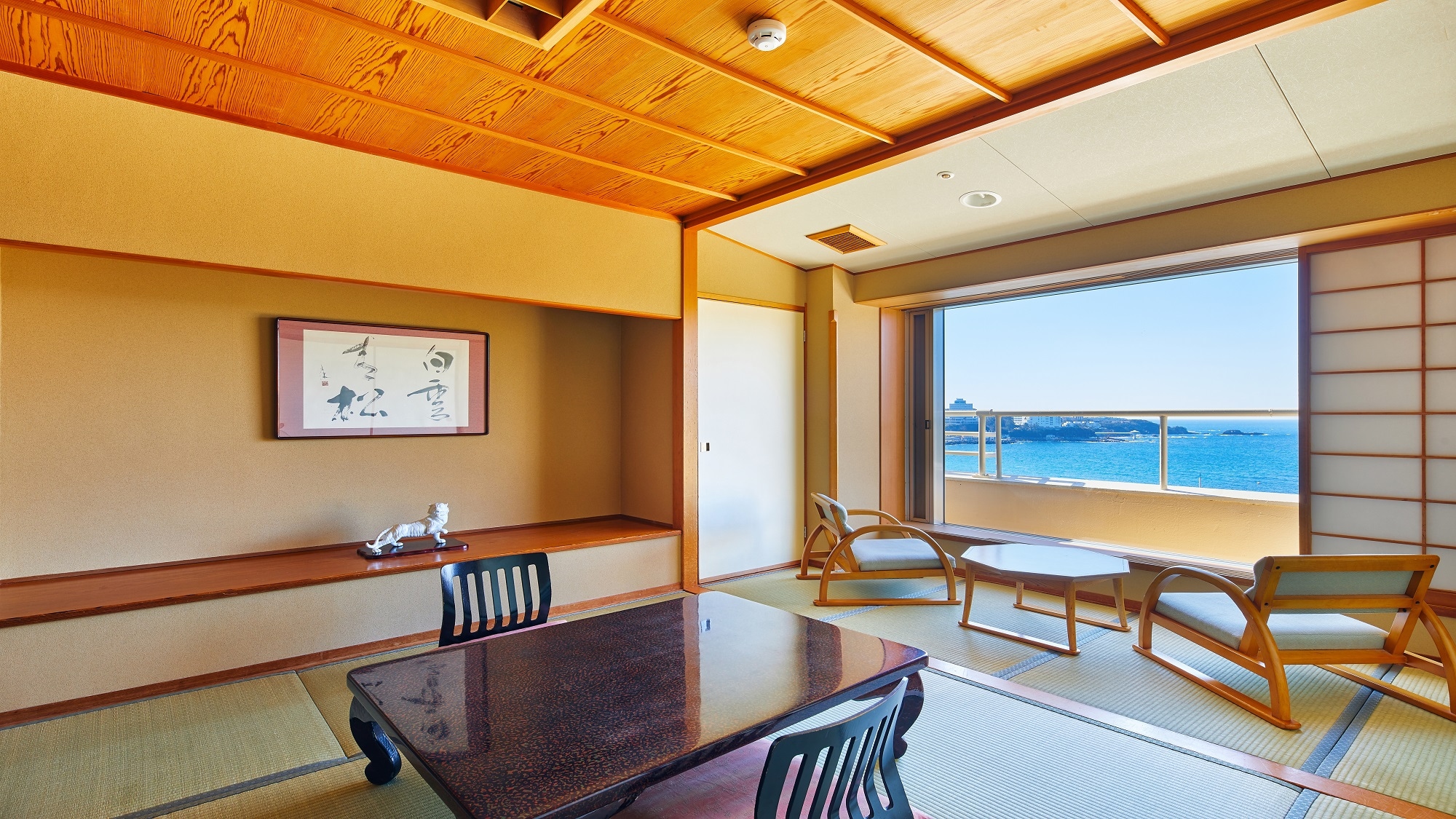 [Aoikan] Shirarahama view pure Japanese-style room