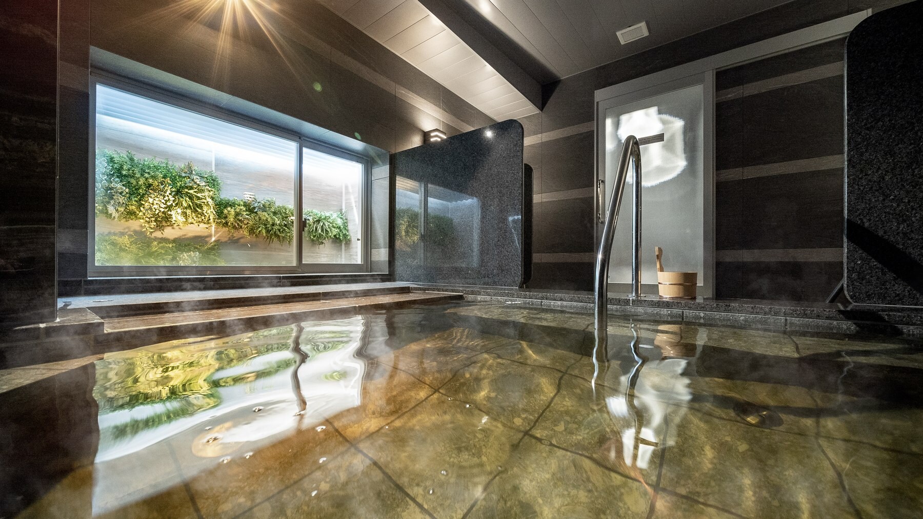 Separate rooms for men and women, so you can use them at any time