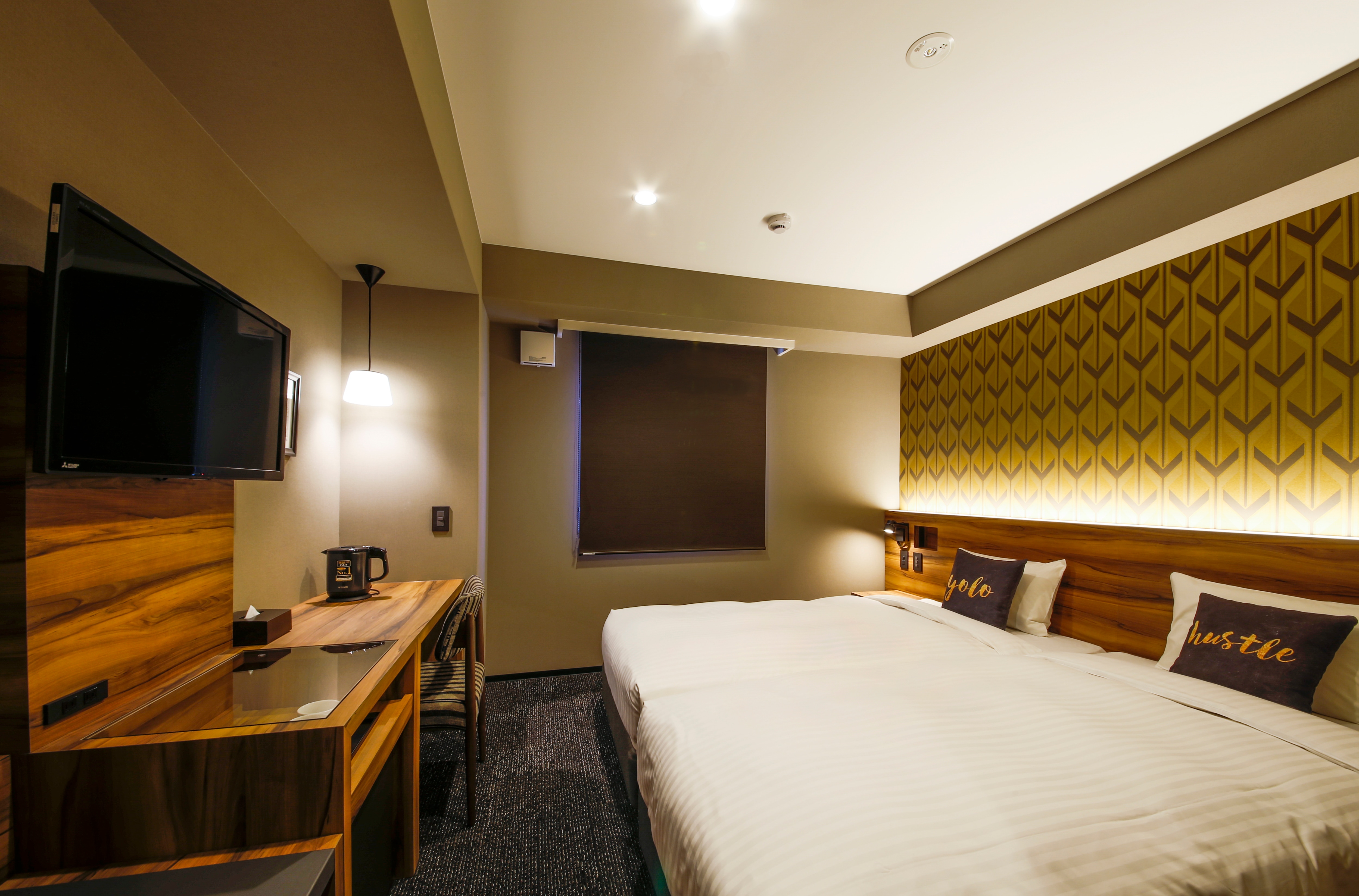 ฮอลลีวูด ทวิน