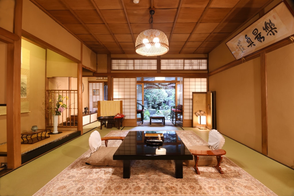 Luxury Japanese-style room (example) 10