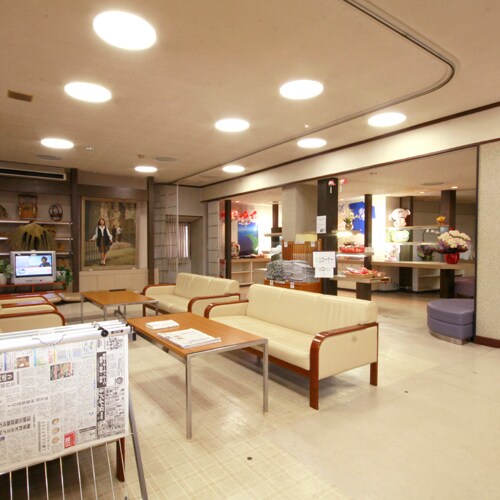 Lounge/Shop ~Free Wi-Fi available. Please ask the front desk for the password~