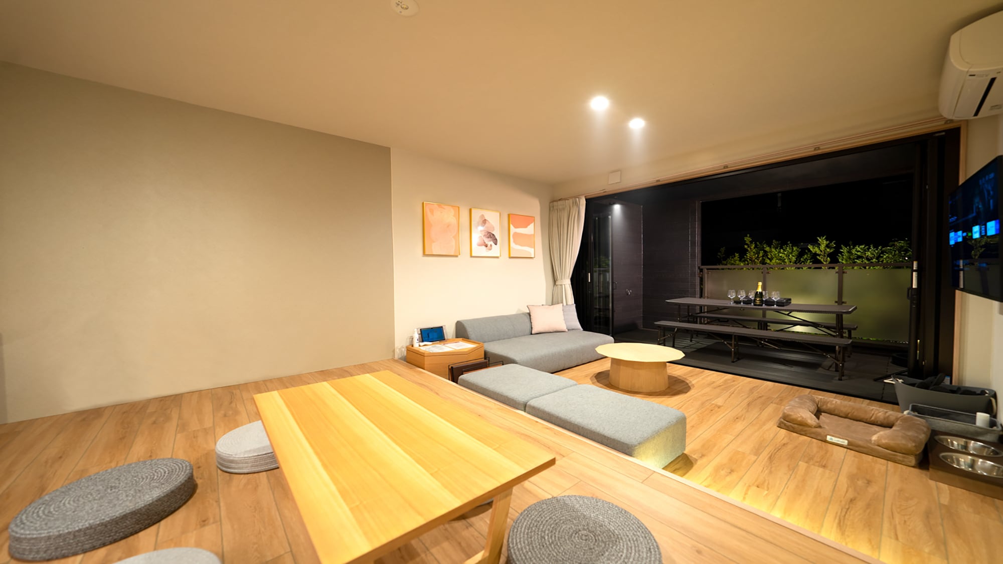 ・ [Room for 8 people] An example
