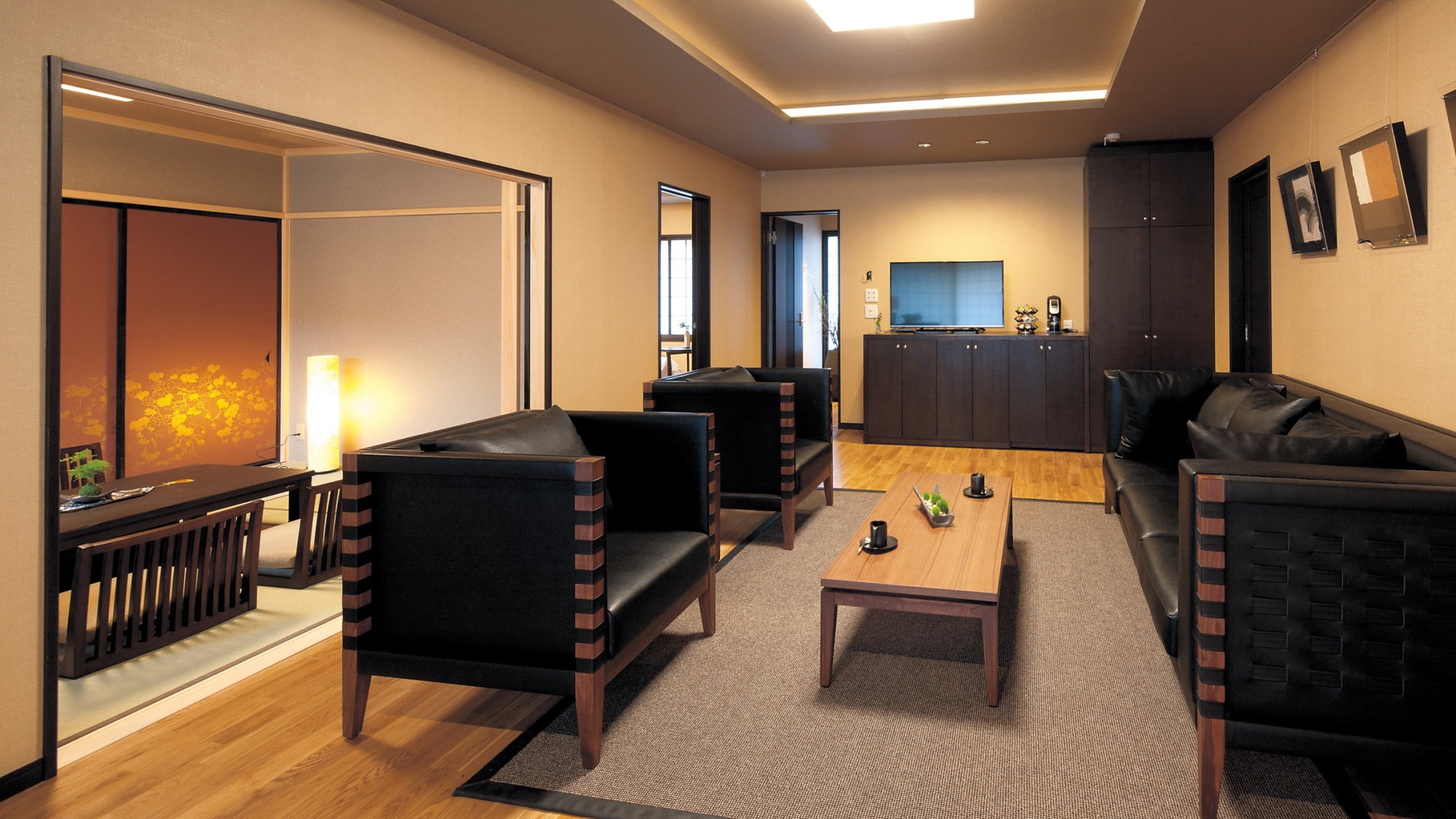 日式房間和西式房間都很寬敞。
