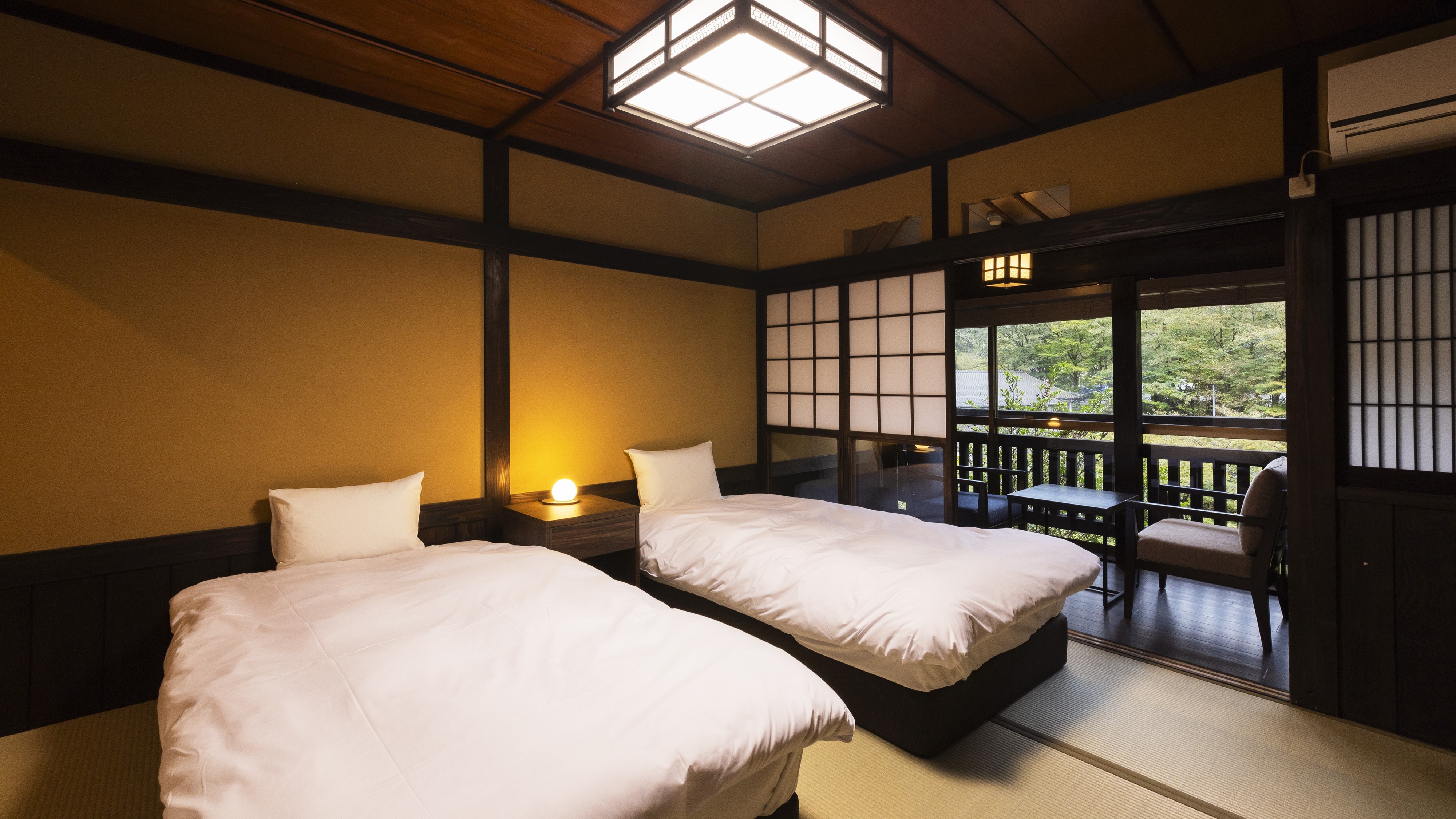 Japanese-style room 8 tatami twin