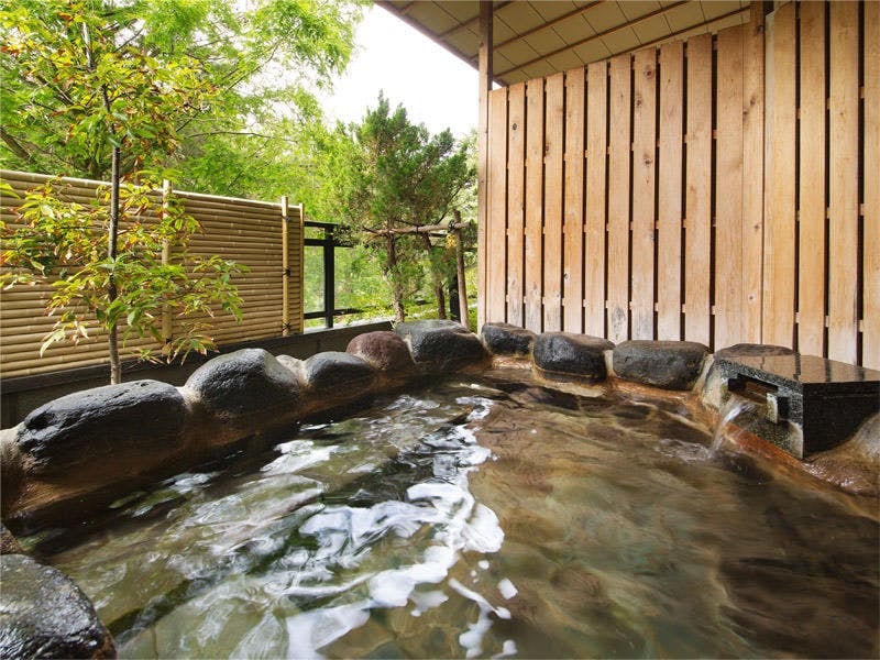 [有露天溫泉浴和室內浴]鳳凰特別房間/豪華日式空間的新建築