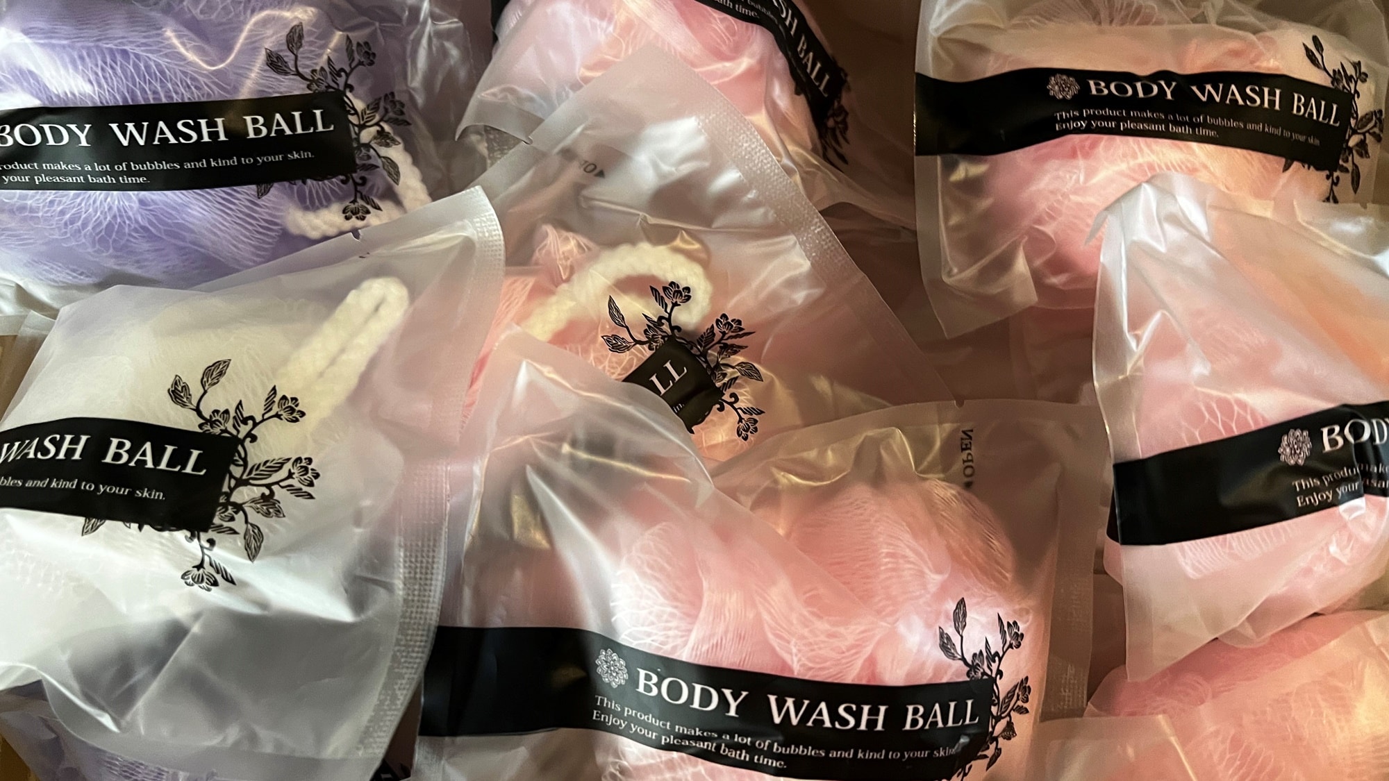 *Body towels: These are sold at the front desk in accordance with the Plastic Resource Recycling Promotion Act.