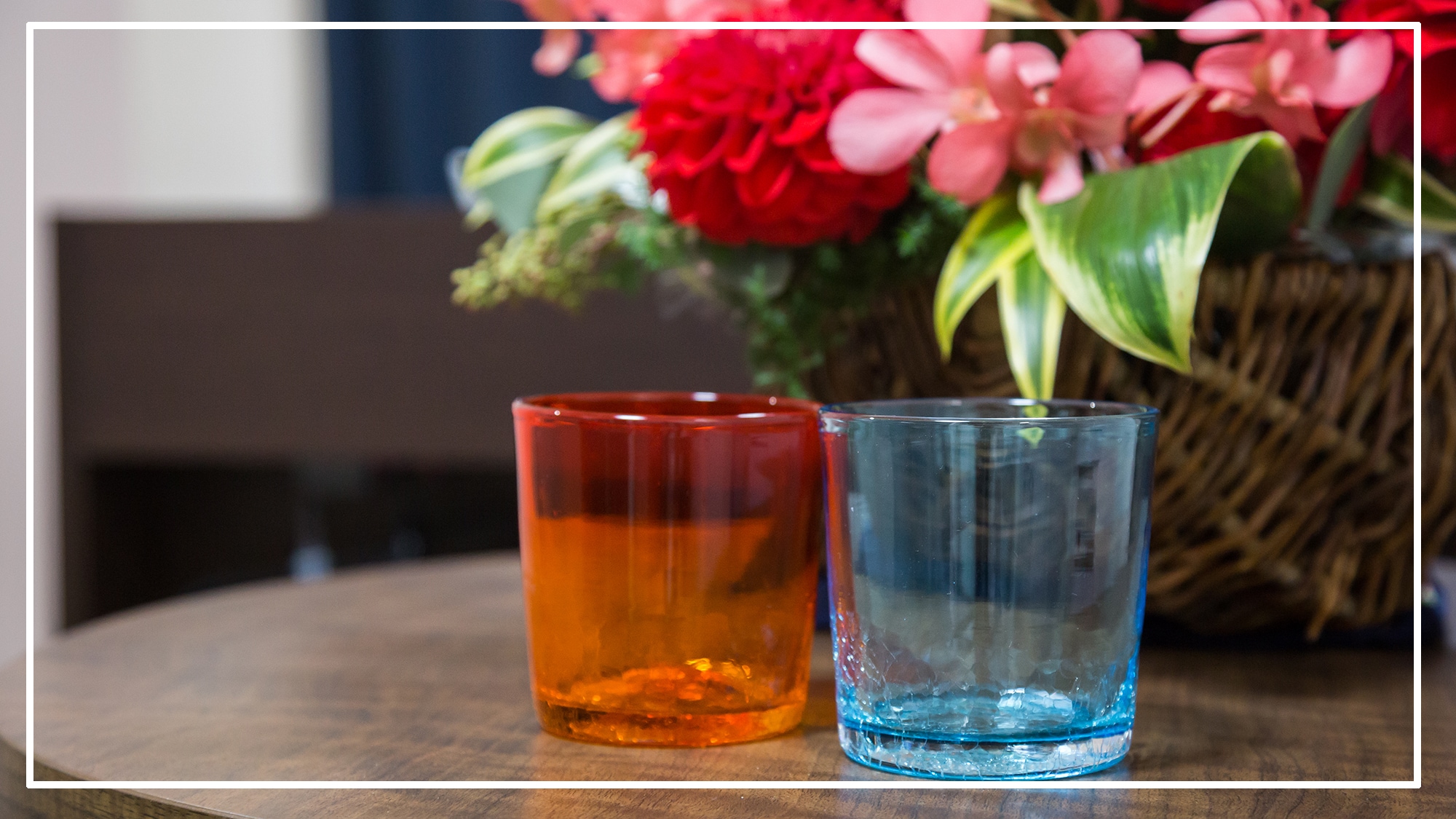 [Common to all rooms] Ryukyu glass different color pair cups are installed
