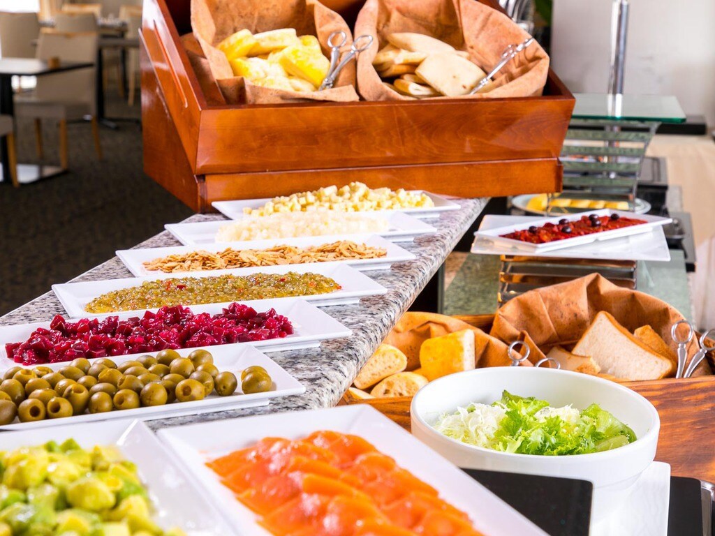 [Breakfast buffet] Make your own sandwich with your favorite ingredients