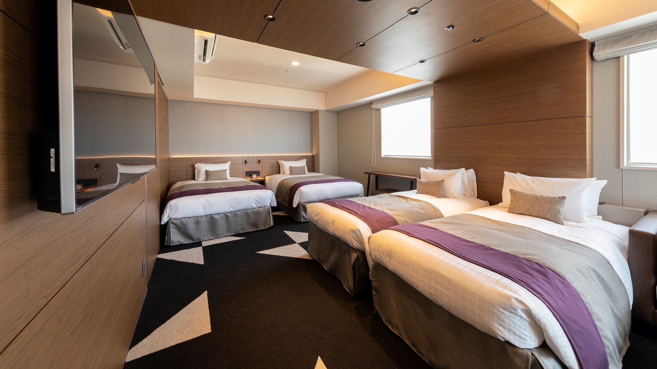 Up to 4 people with additional extra bed