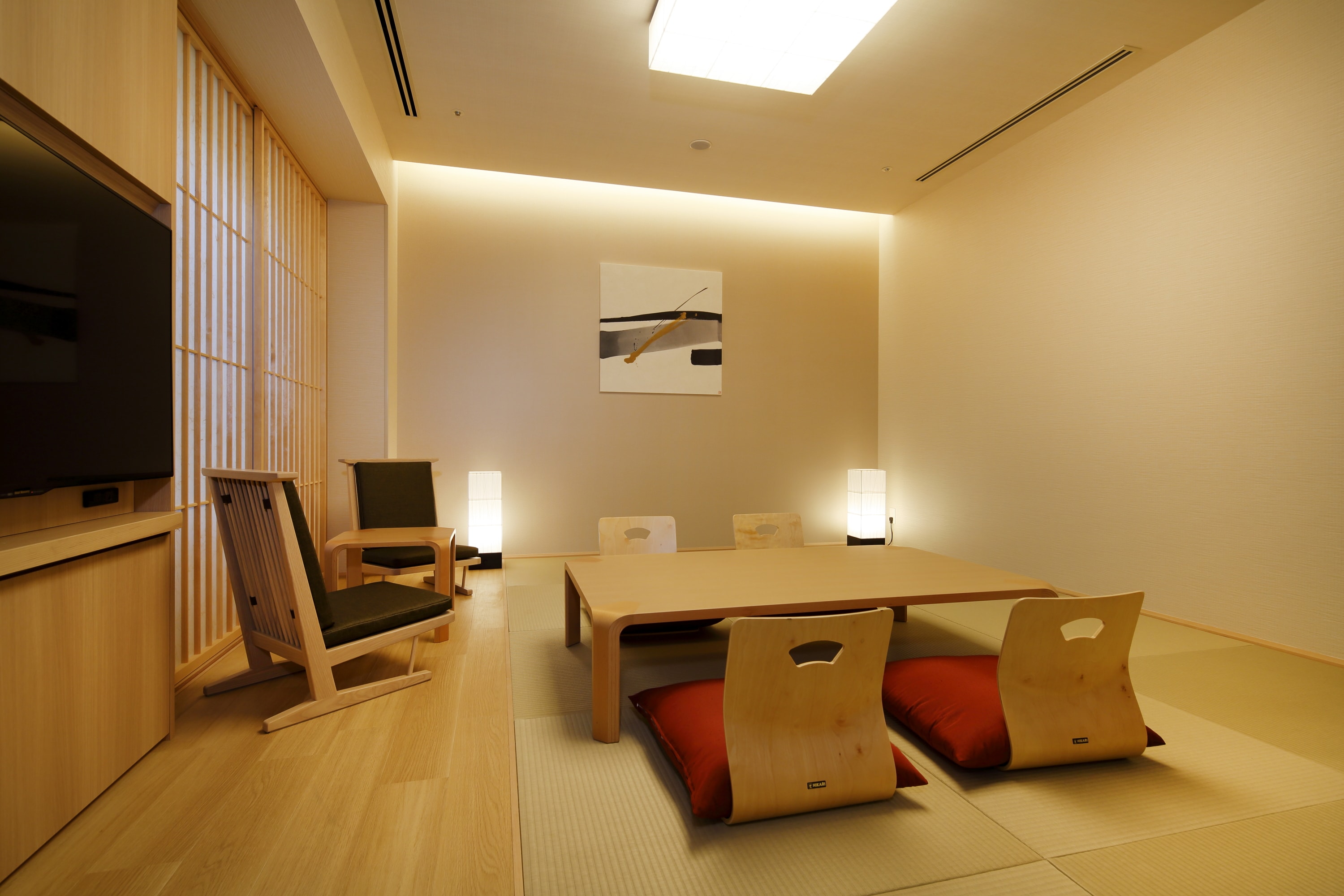 Japanese-style room convenient for families