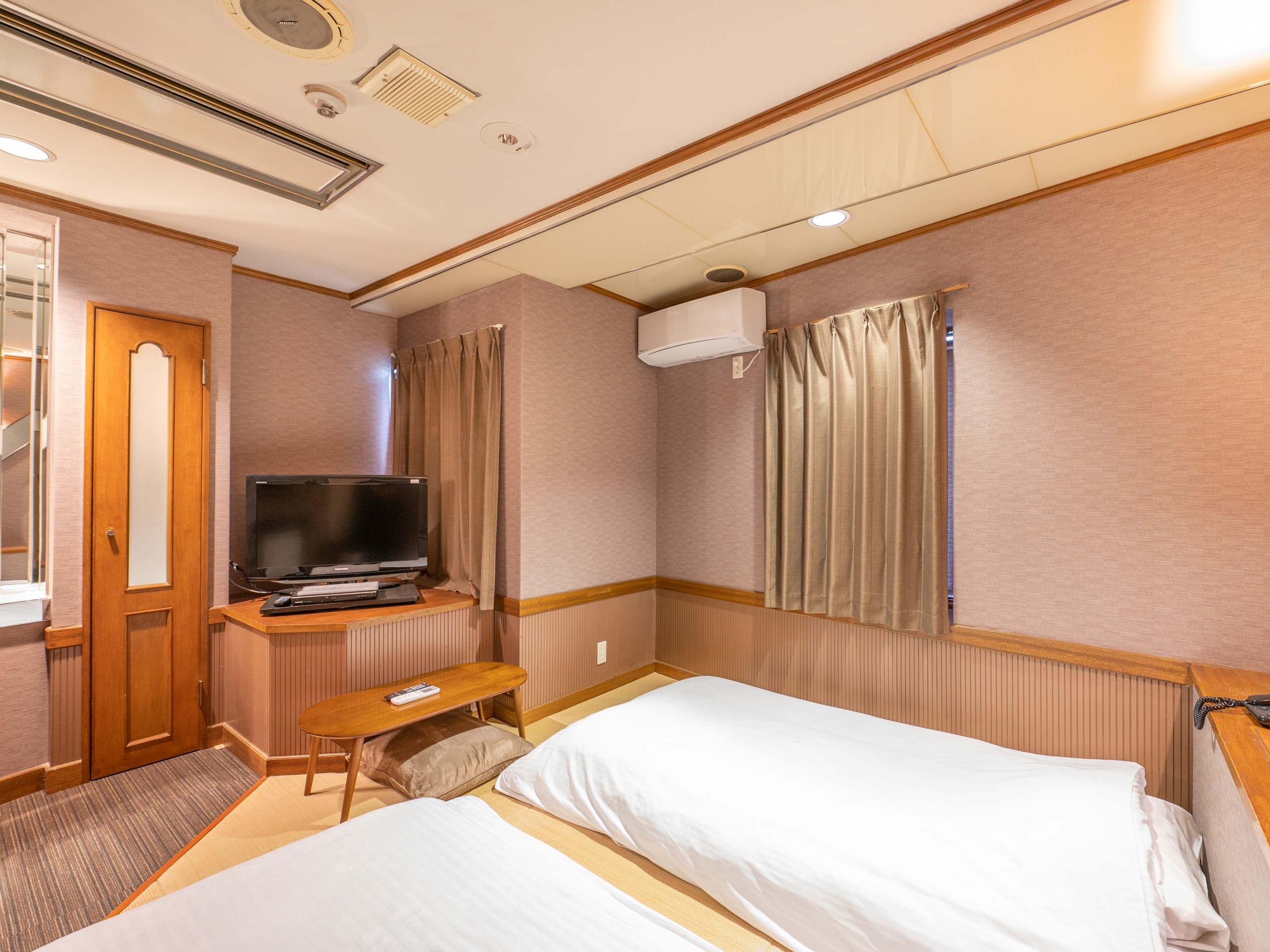 Japanese-style room for 1-2 people