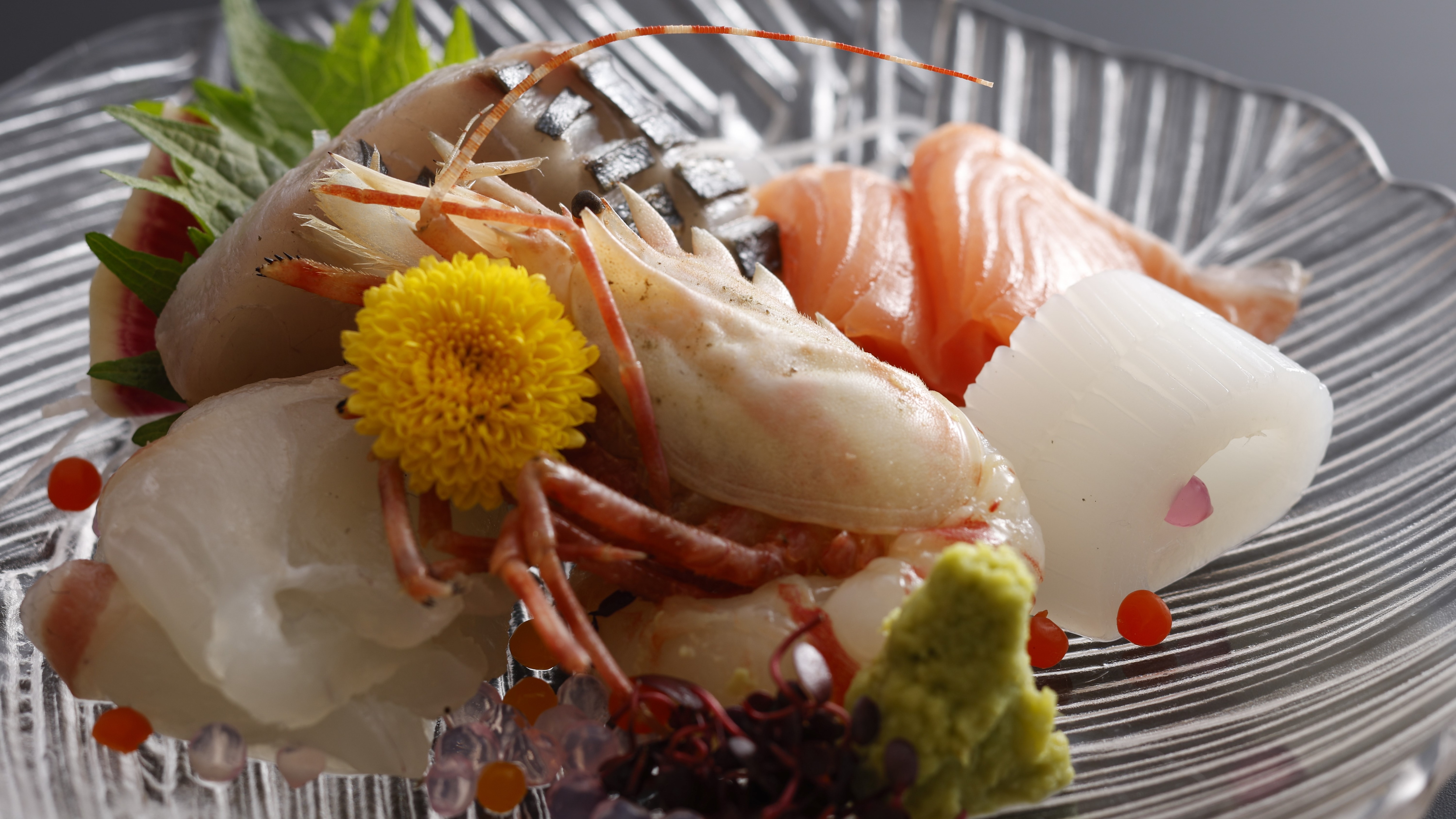 【夏日料理】惡魔蝦等5種新鮮生魚片拼盤（例）