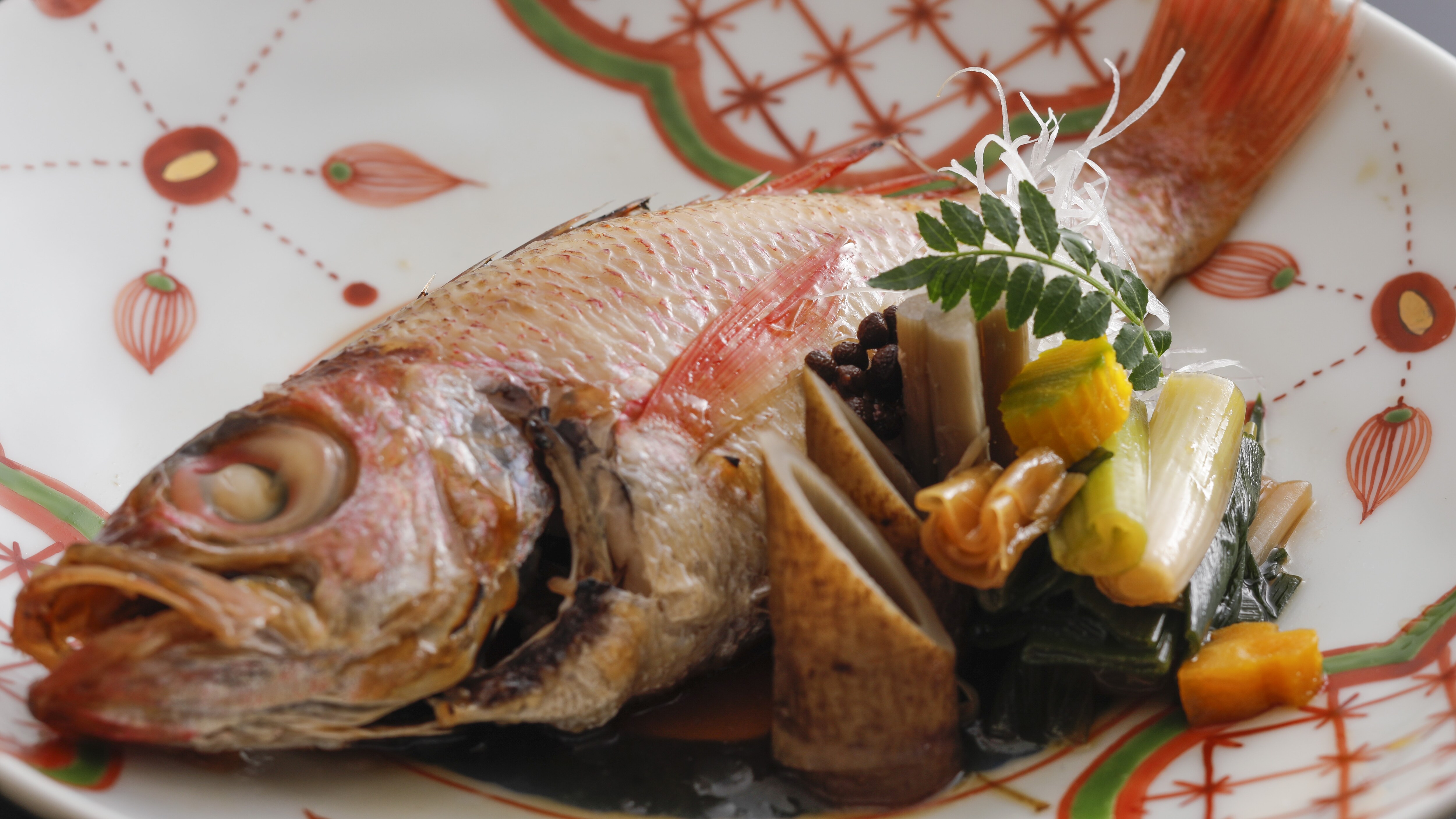 [夏季/美食] 享用優質魚，黑胡椒煮喉嚨！