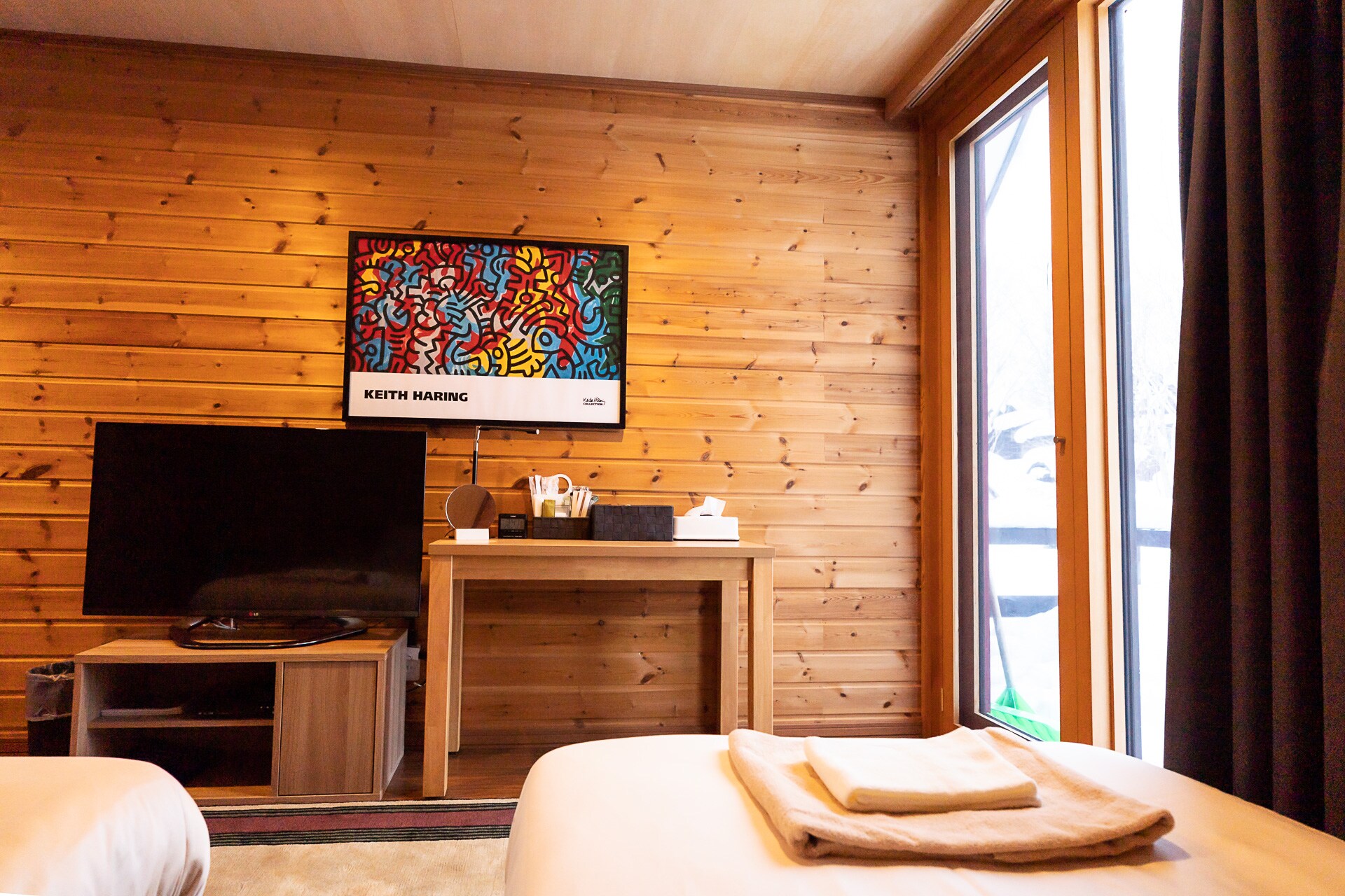 Lodge: Family Room Mountain View (Shared Bath)