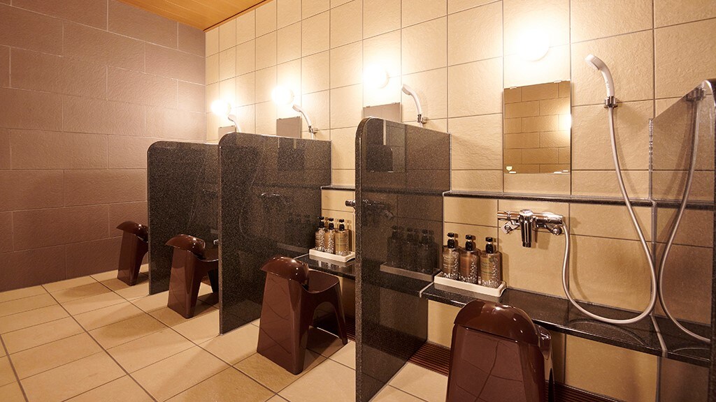 [Large communal bath] Washing area (for men)