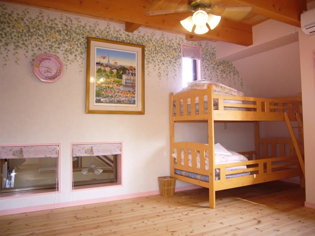 Western-style room