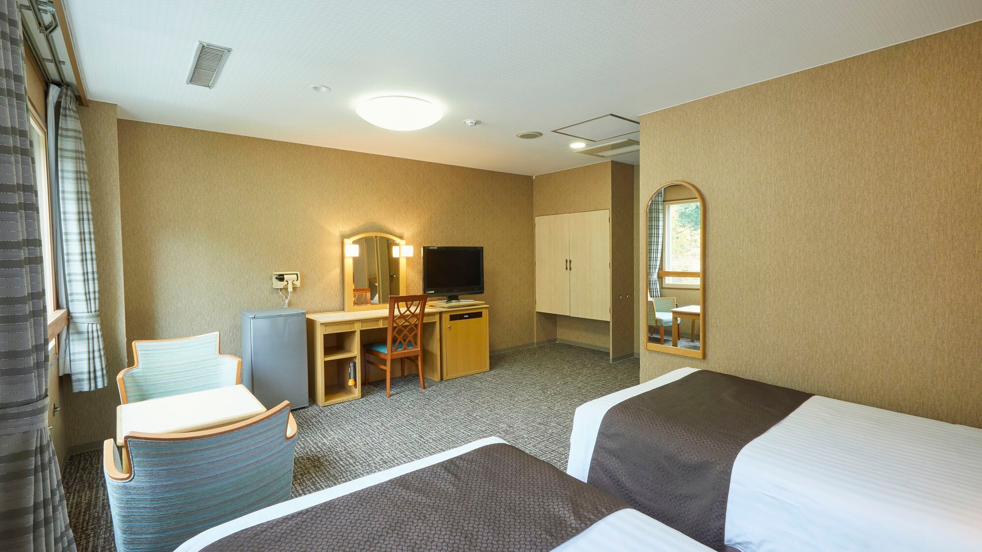 Western-style twin room