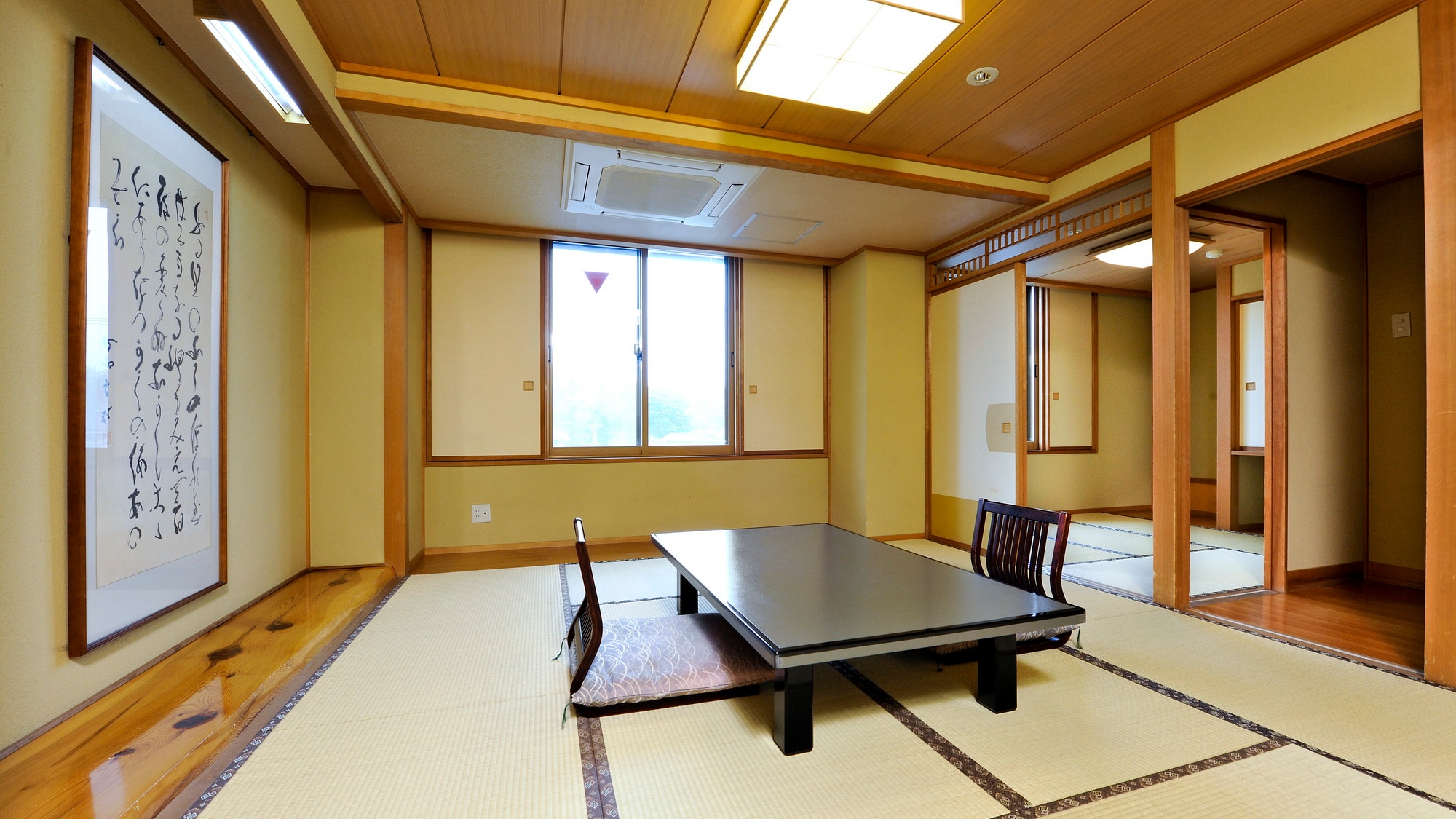 濱之屋形 04 型