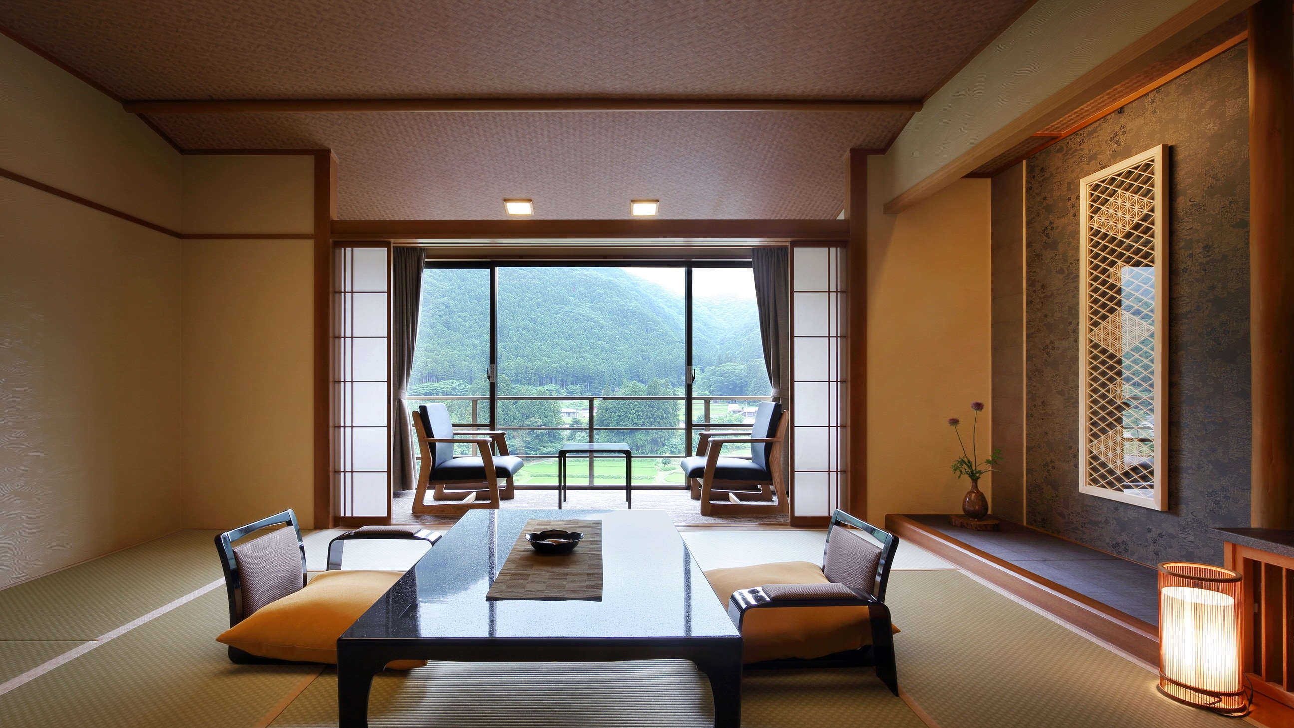 [One Japanese-style room | Mountain stream side] Spectacular river view (Non-smoking | 12.5 tatami mats)