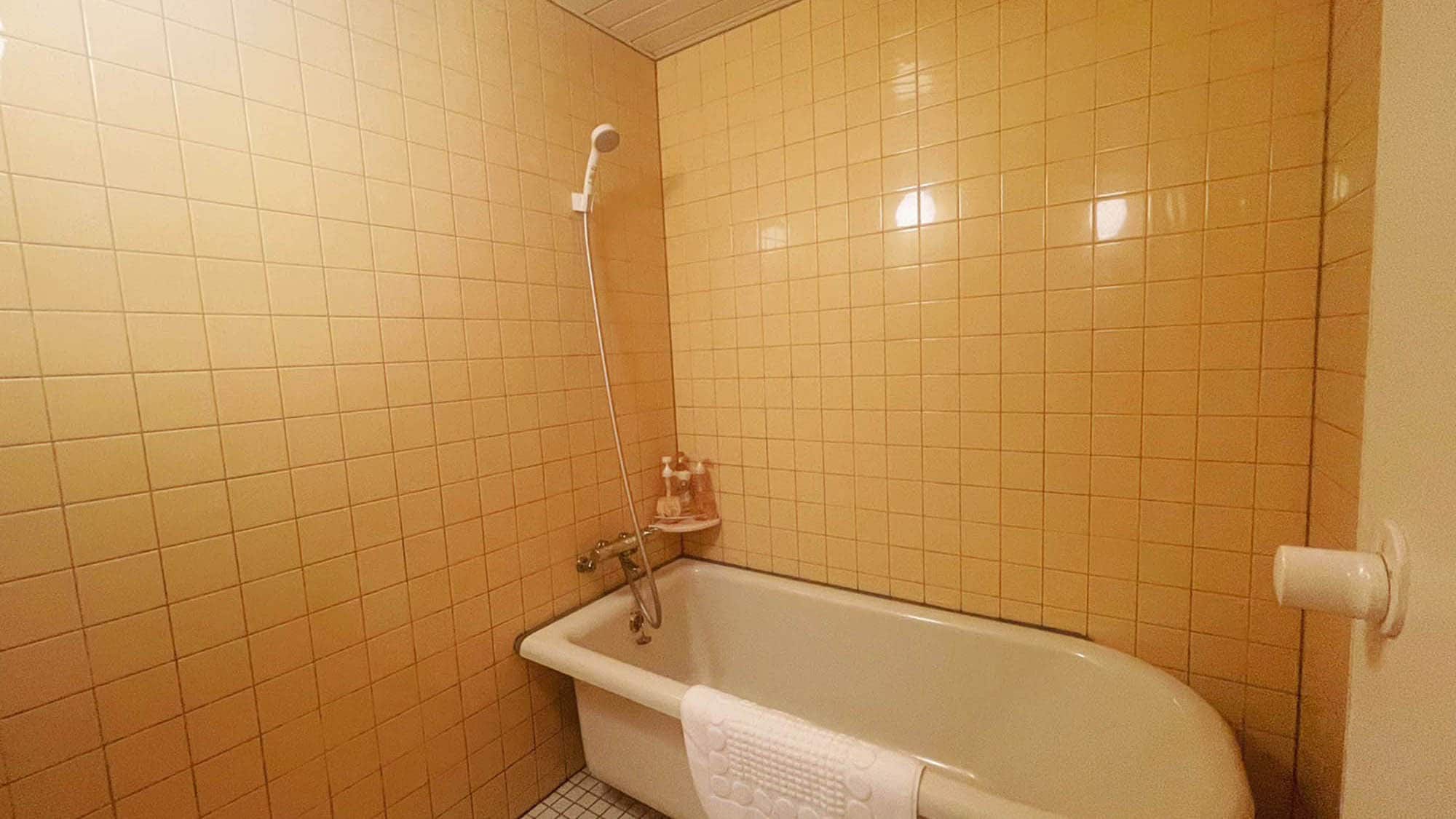 • [New Wing Double Room & New Wing Family Room] Please warm up thoroughly and relax during your stay.