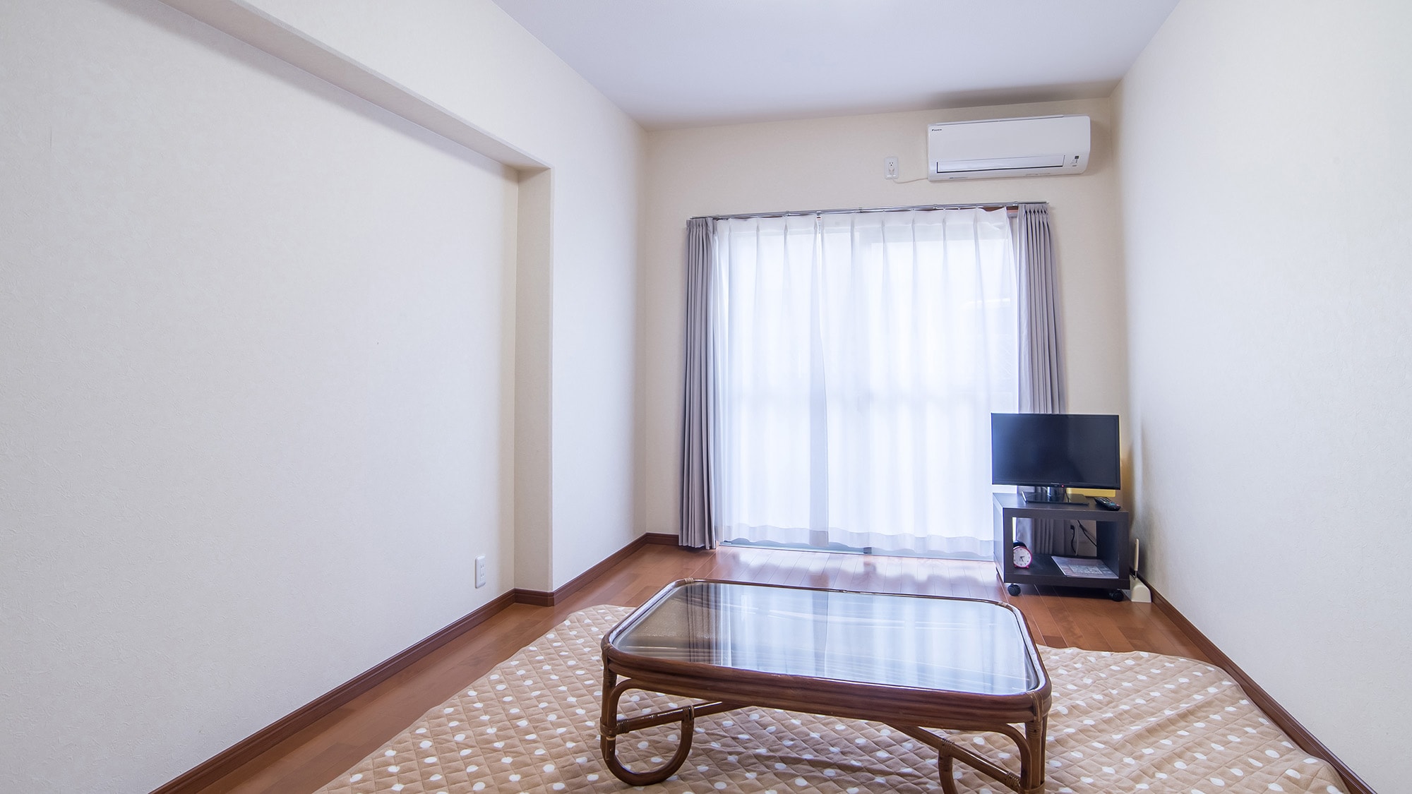 * [Room / 2DK] TV and free Wi-Fi. You can relax in your room.