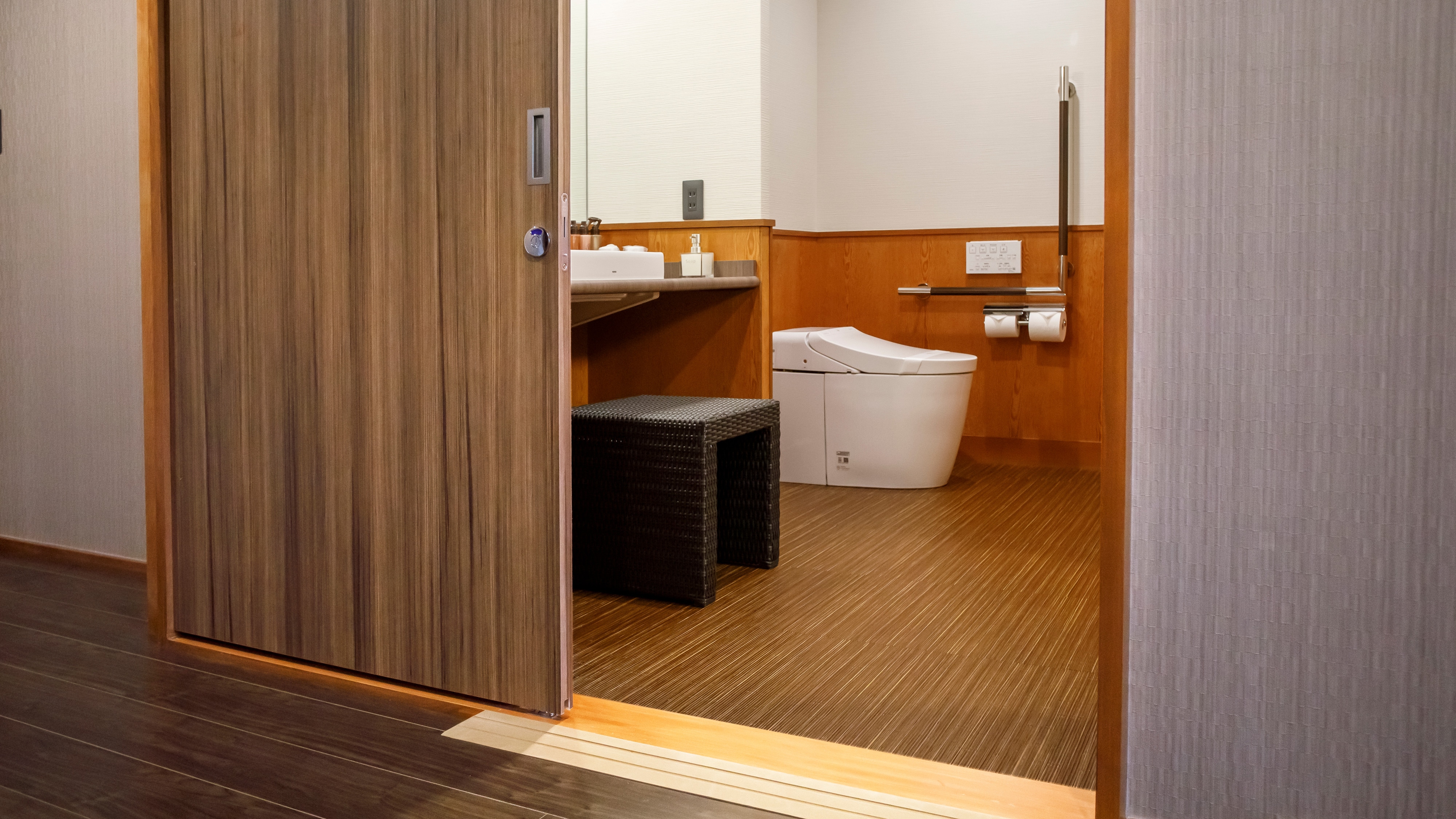 頂樓小套房 日西合璧 盥洗室