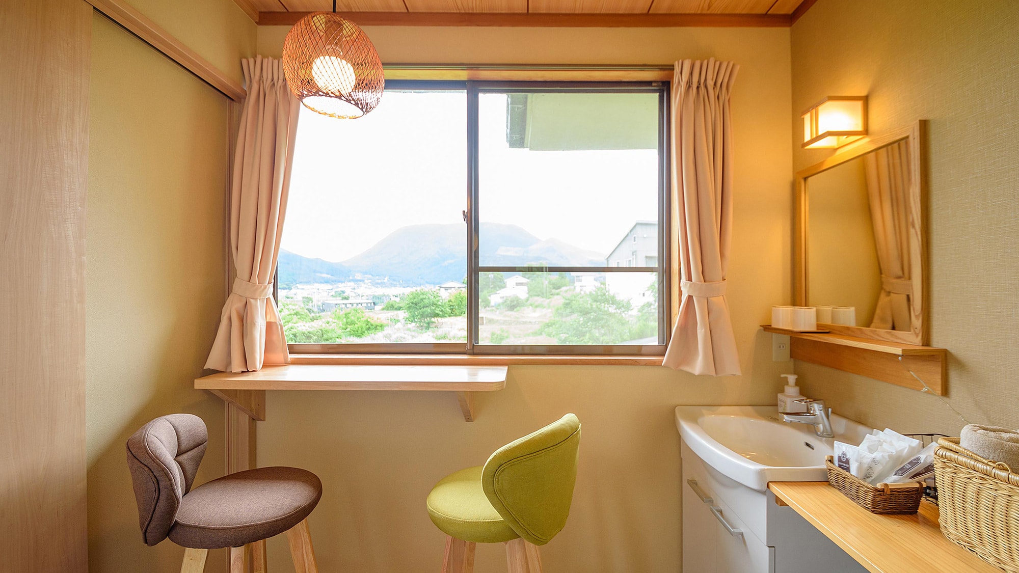 Guest Room 201 Katsuobushi "Japanese-style room with 6 tatami mats and a spacious veranda"