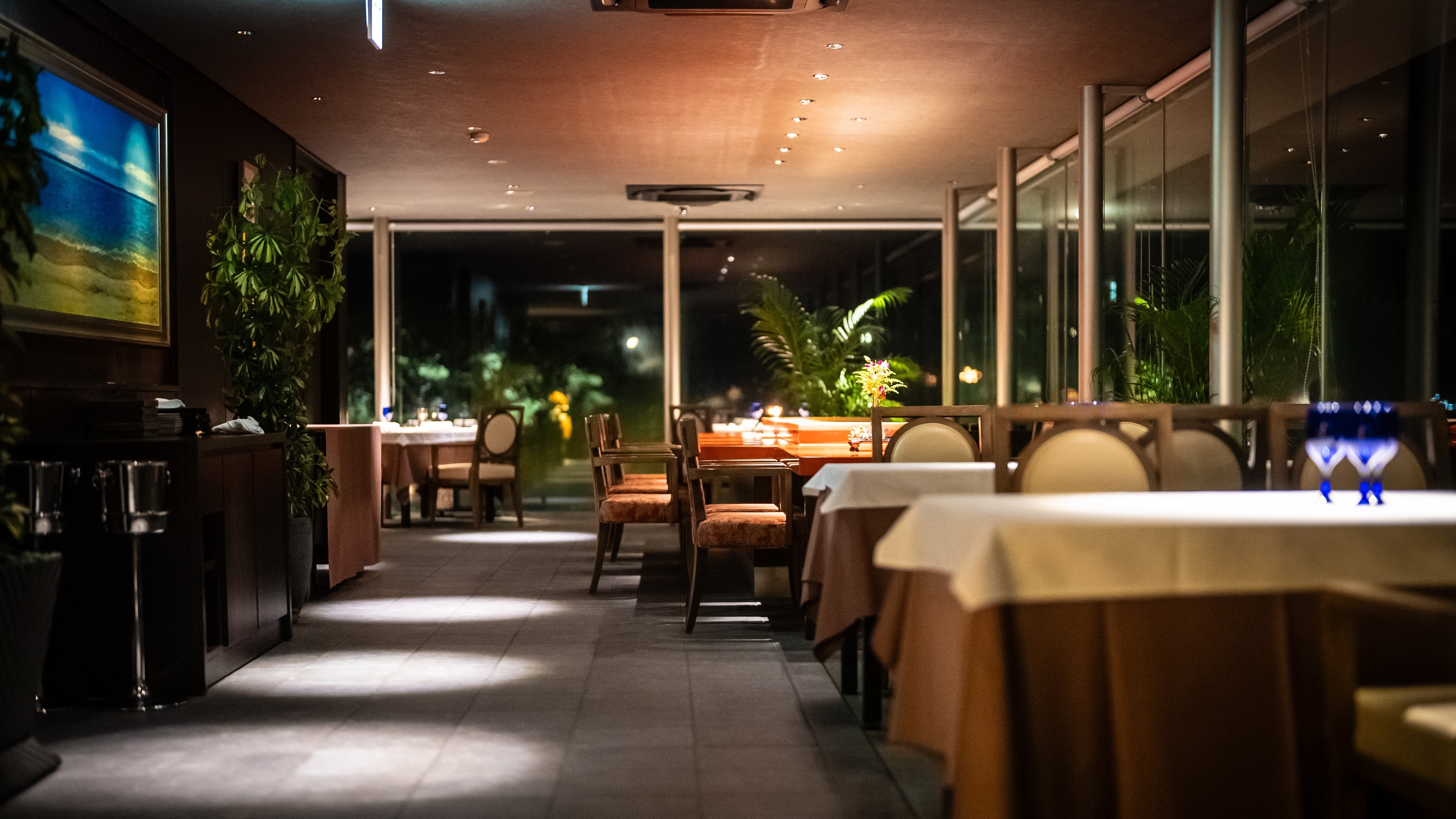 [Dinner/French cuisine] Spend precious time with your loved ones.