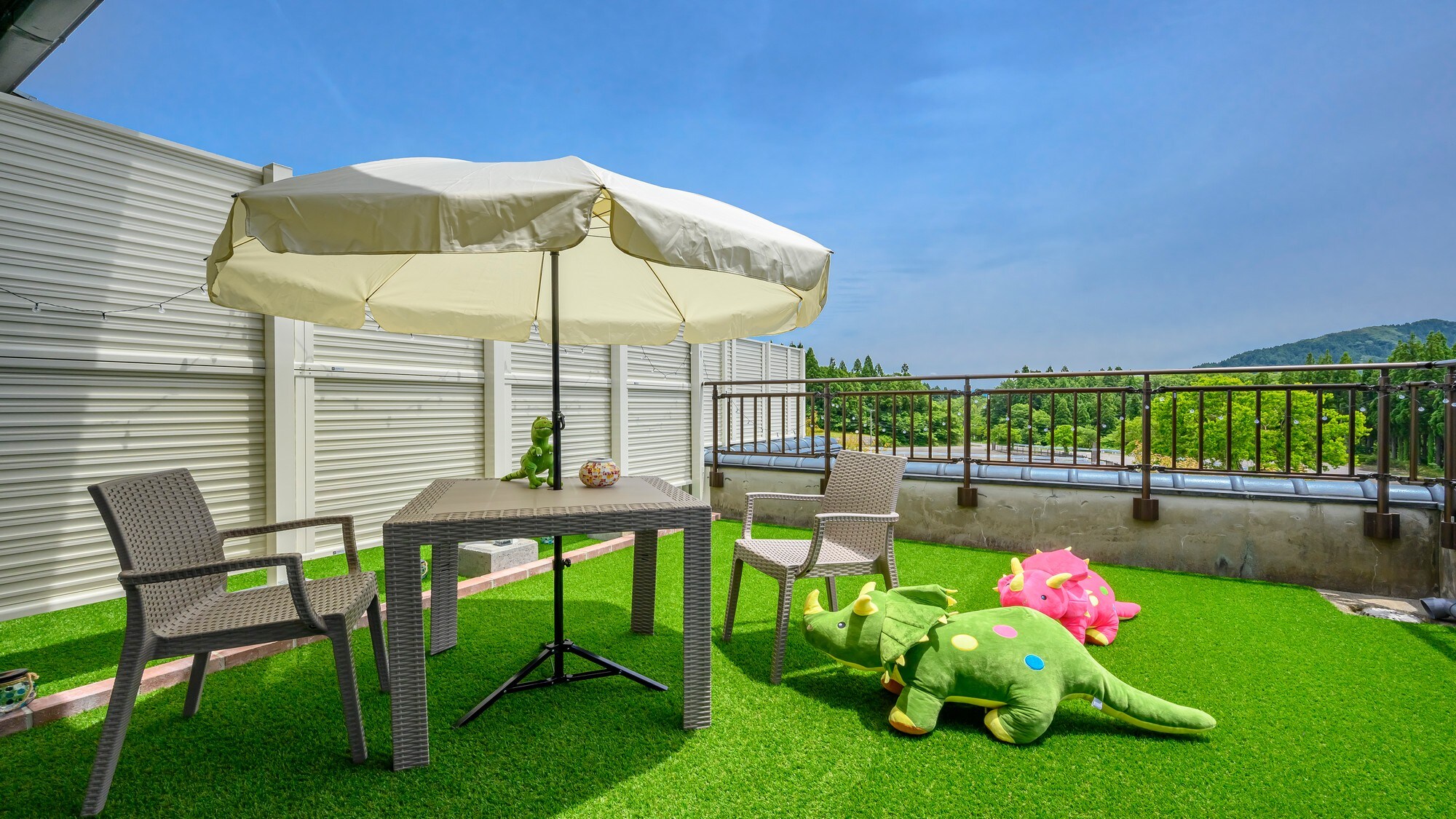 Open in 2022! Room with terrace-Dinosaur room