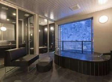 Suite with in-bath (jacuzzi)
